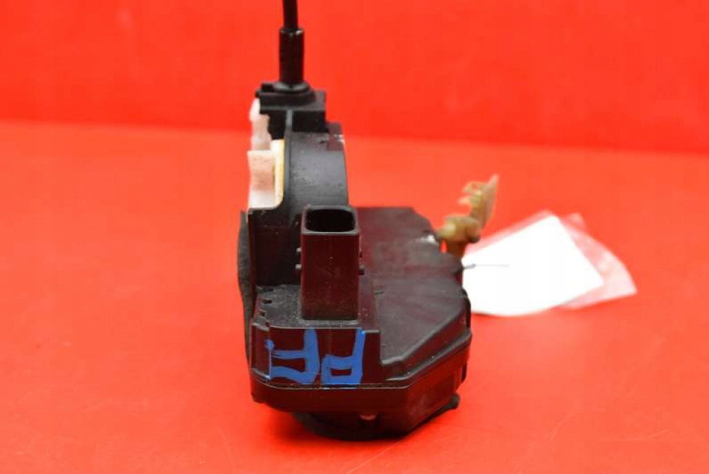 lock door right front front EU 13503802 OPEL INSIGNIA A 08-14