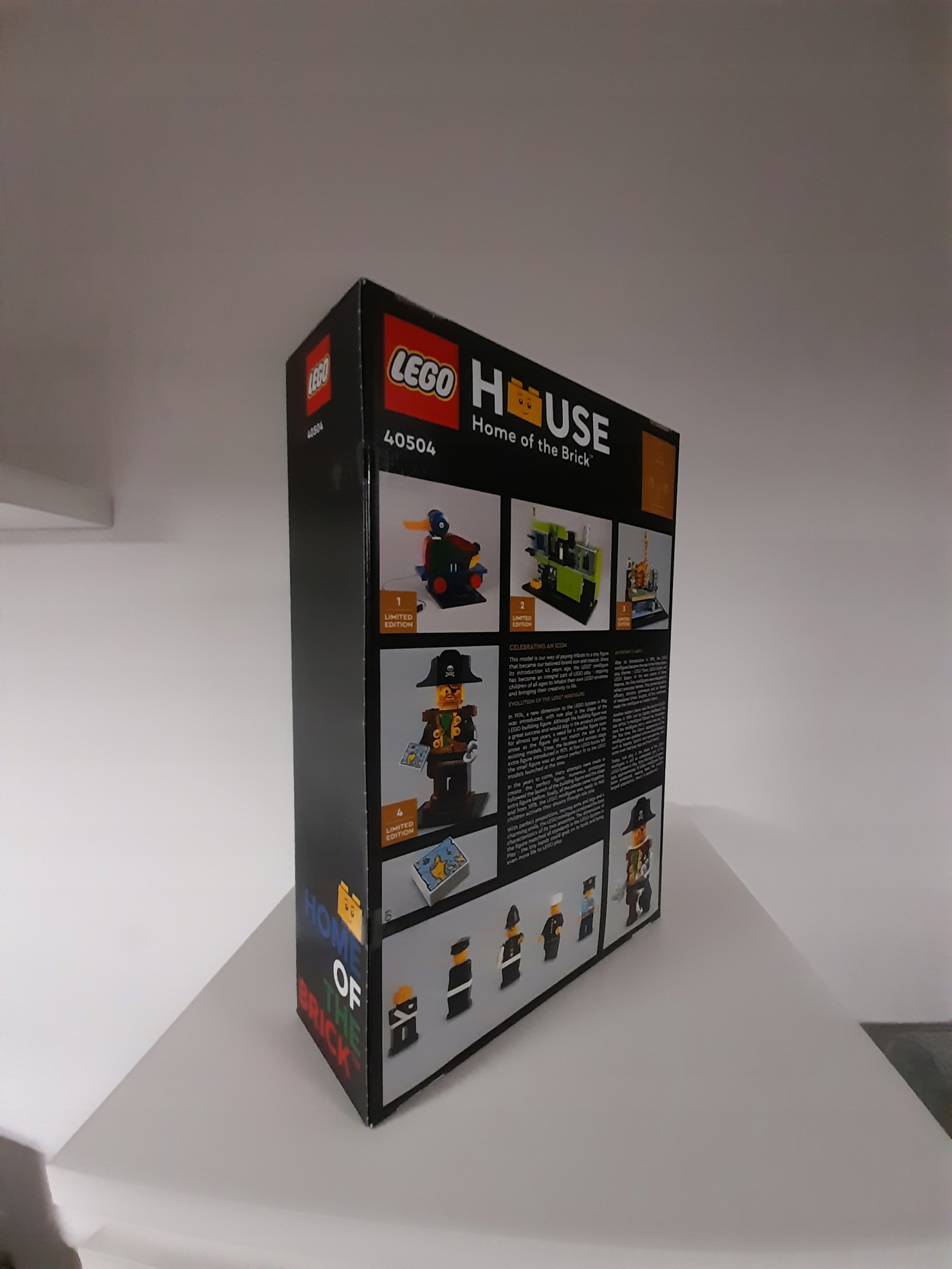 Kapitán Rudobrody lego 40504