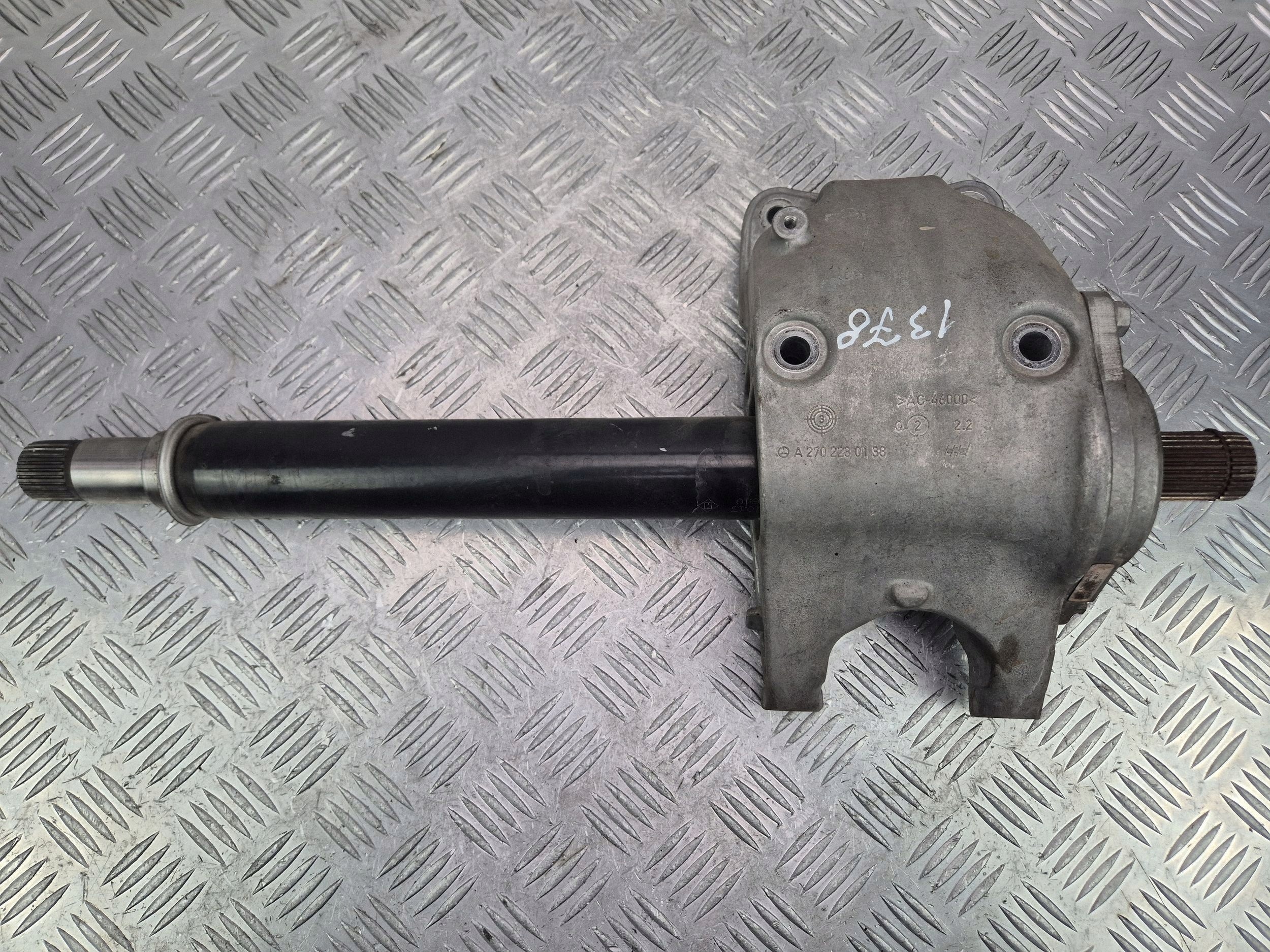 bracket lozyska podpory cams Mercedes CLA250 W117 A2702230138 M270.920