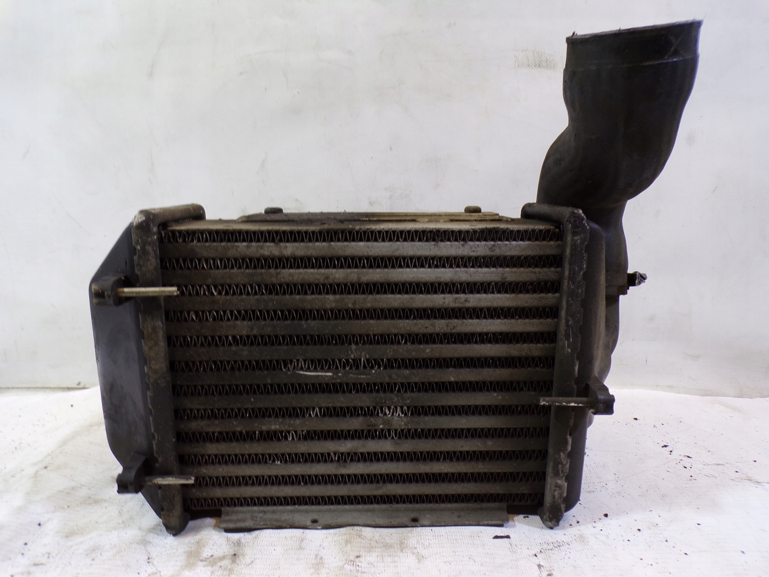 radiator intercooler left left AUDI A6 C5 2.7 BITURBO 078145805F VALEO