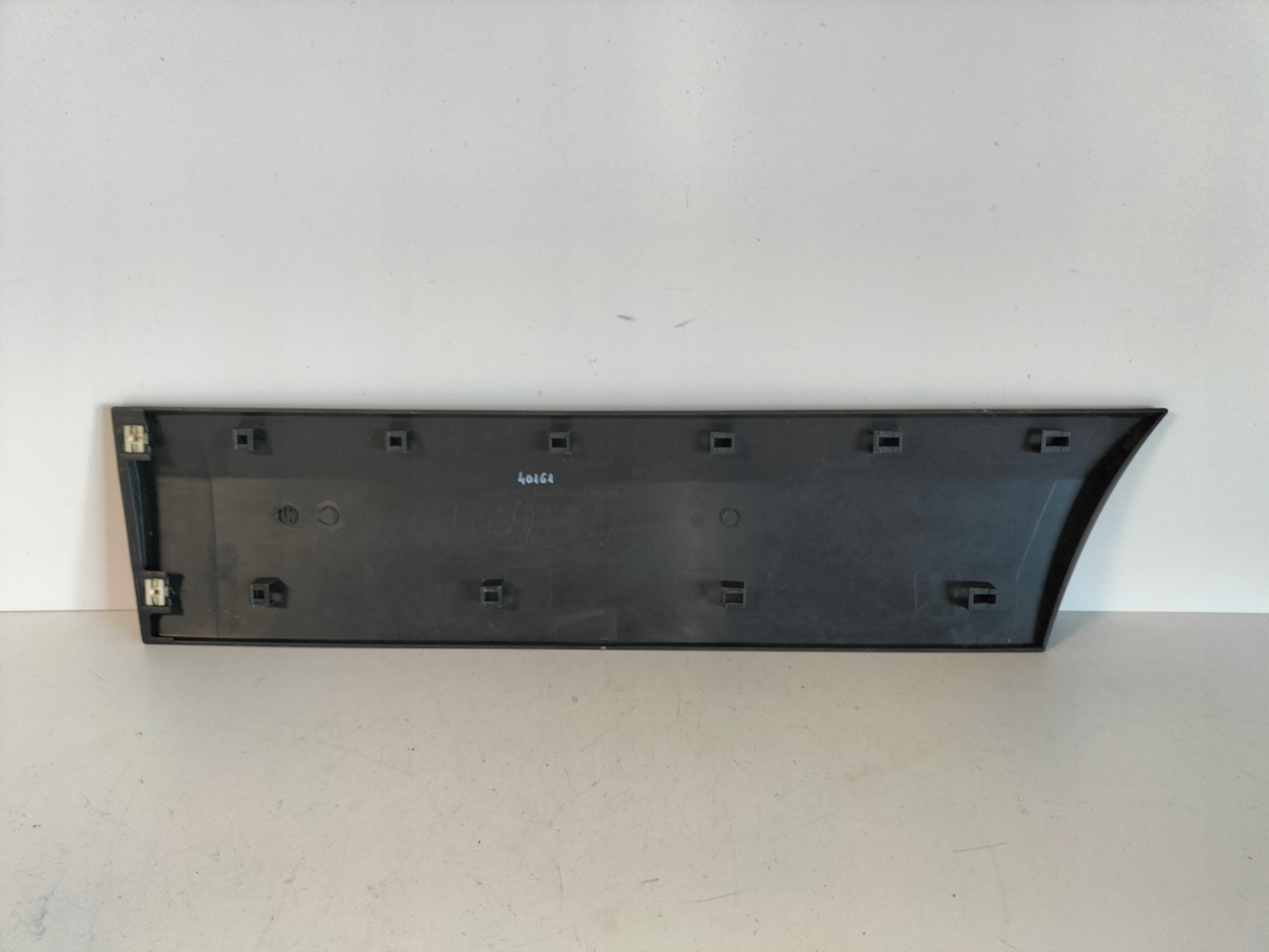 moulding cap door front left MERCEDES SPRINTER W906 06