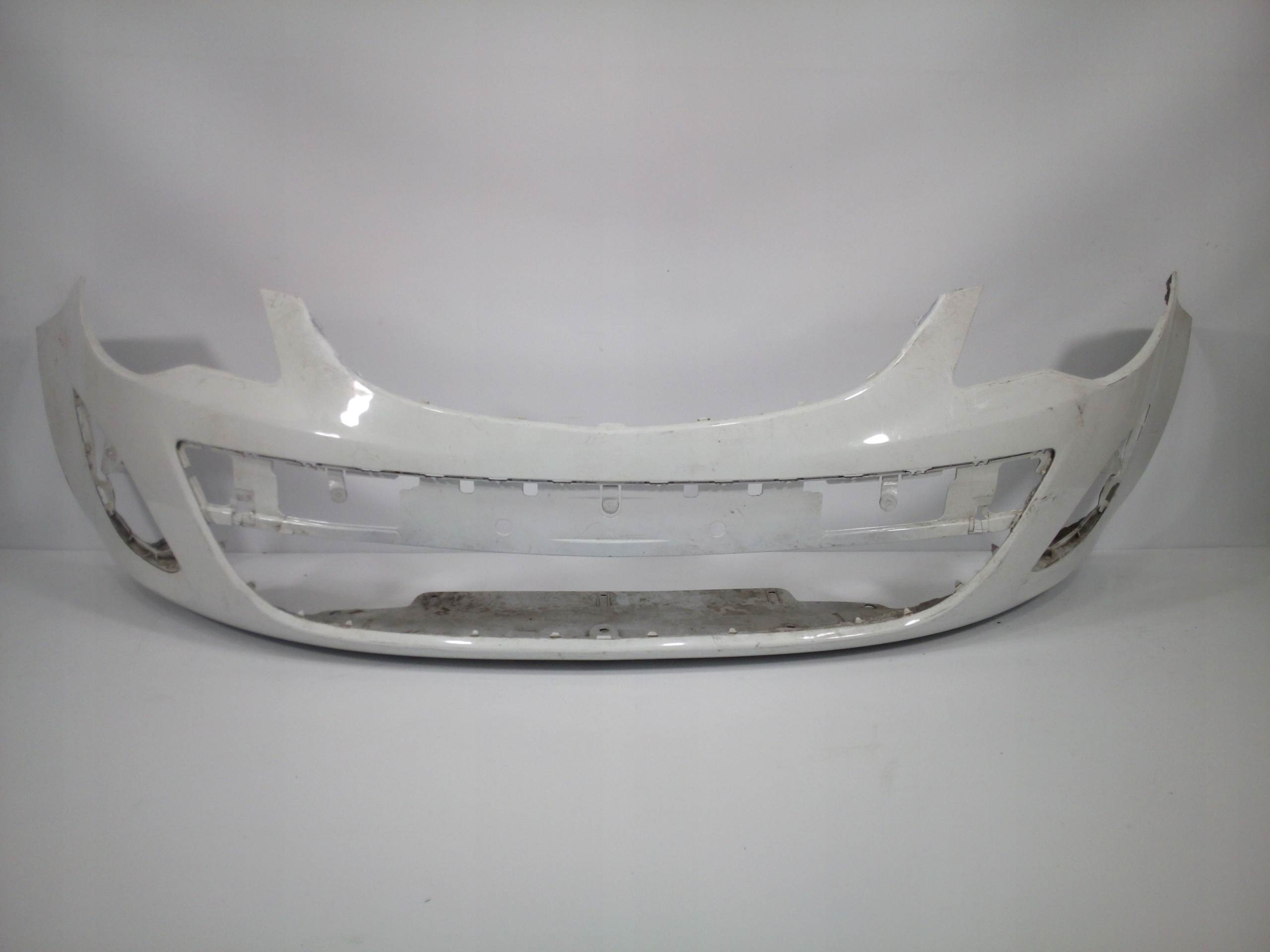 Opel Corsa D LIFT nárazník předek přední