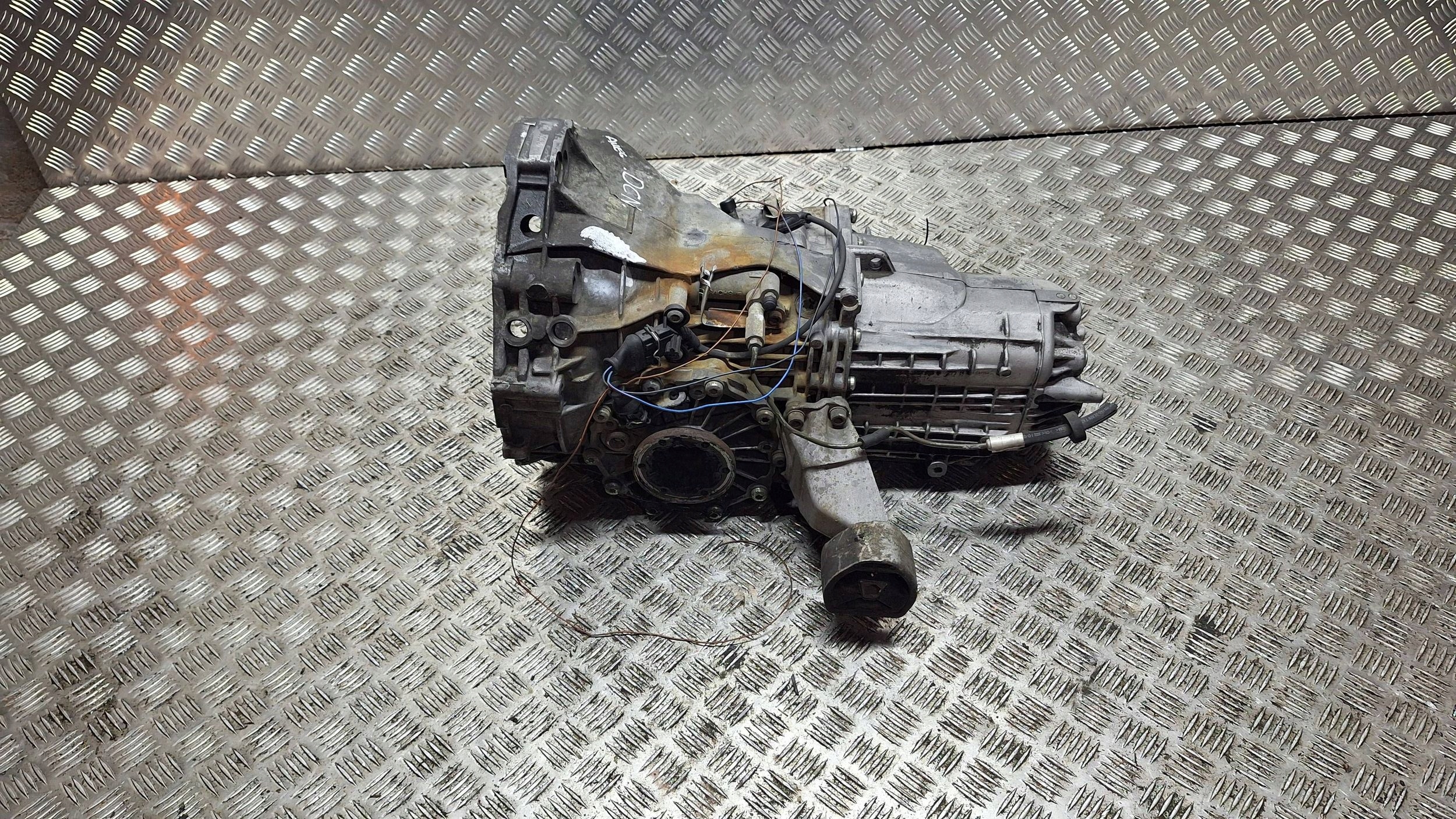 Getriebe DCN VW PASSAT B5 1.6 Benzin