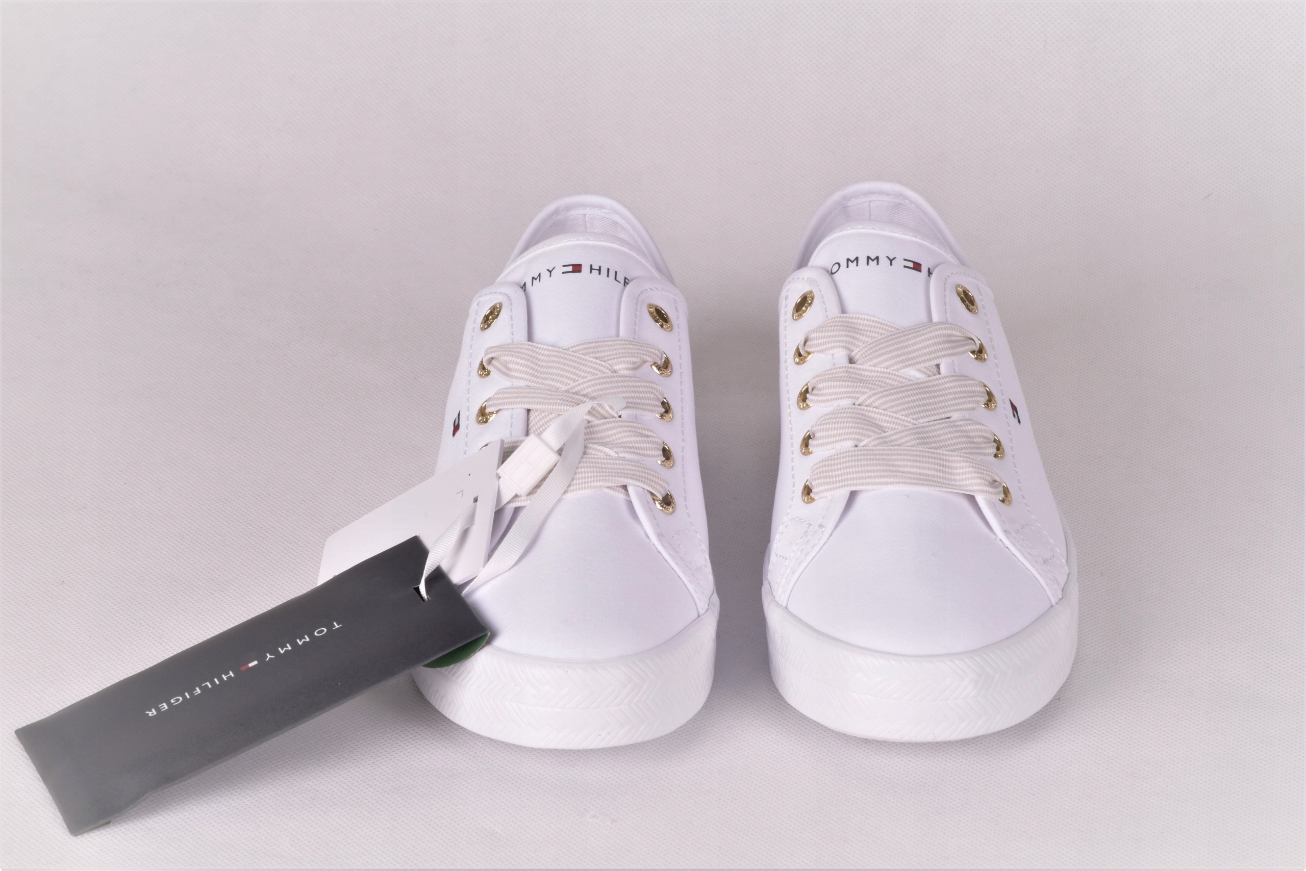 TOMMY HILFIGER BUTY FW0FW04848 YBS ROZ 40