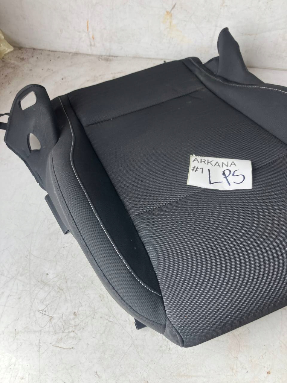 SIEDZISKO seat driver´s left front RENAULT ARKANA LIFT BIALA NITKA
