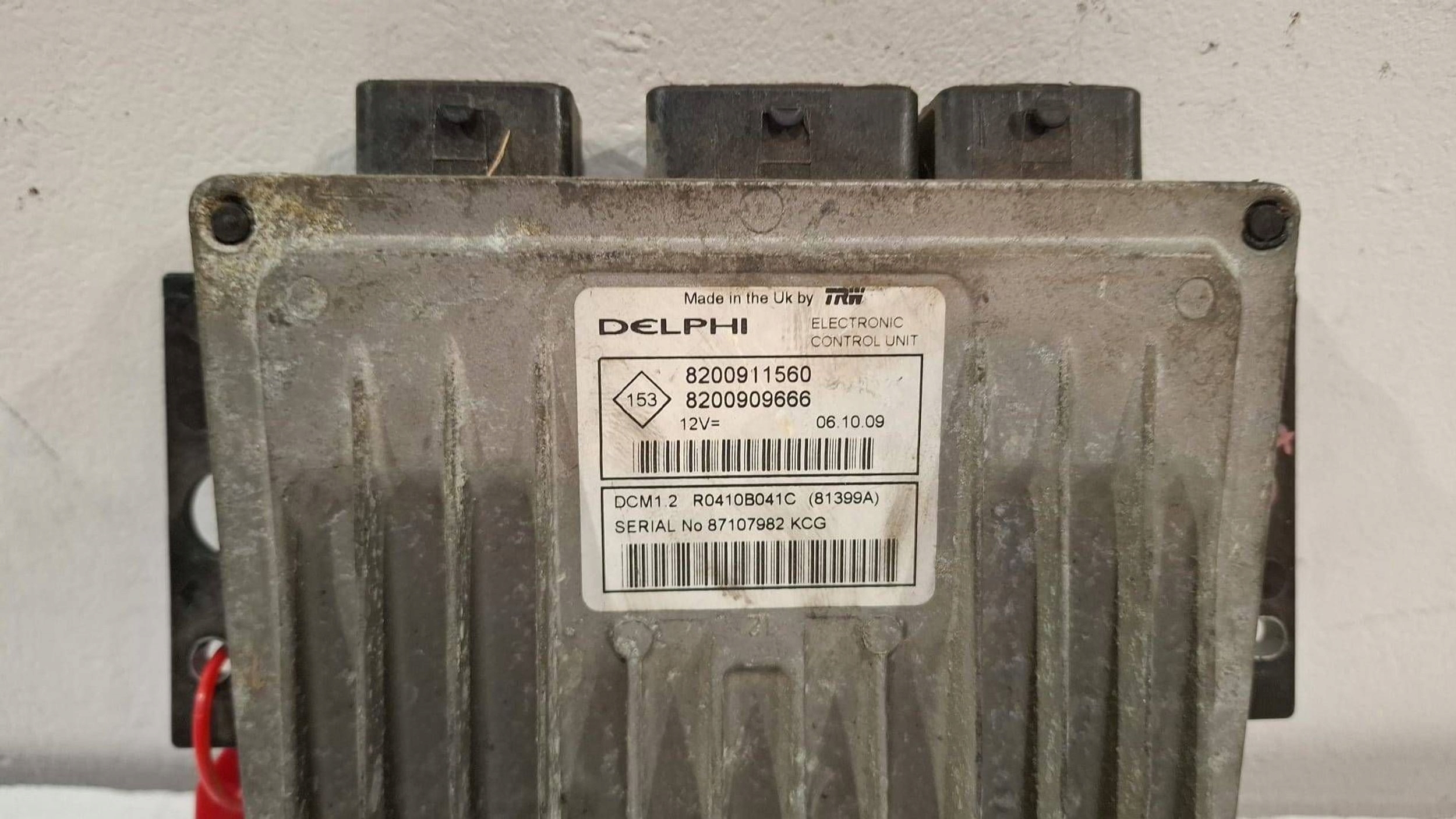 control unit of the engine computer 8200911560 Renault 1.5 DCI