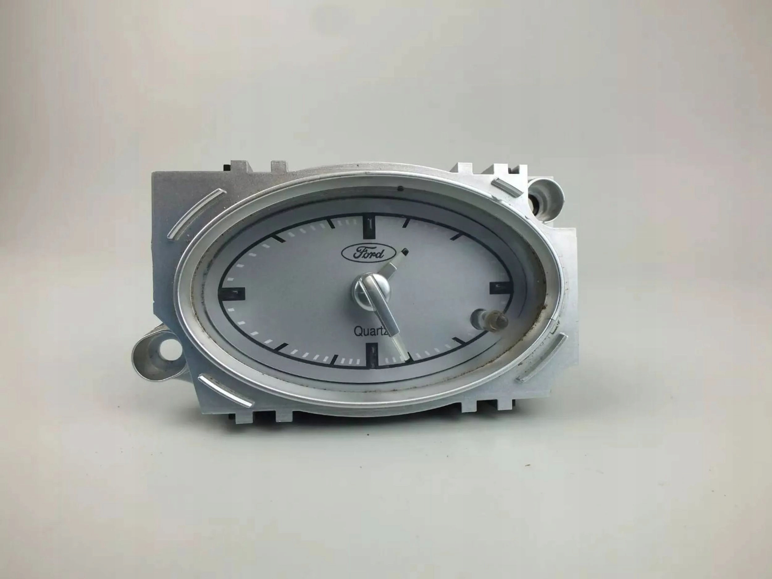 Ford Mondeo Mk III 2001 clock