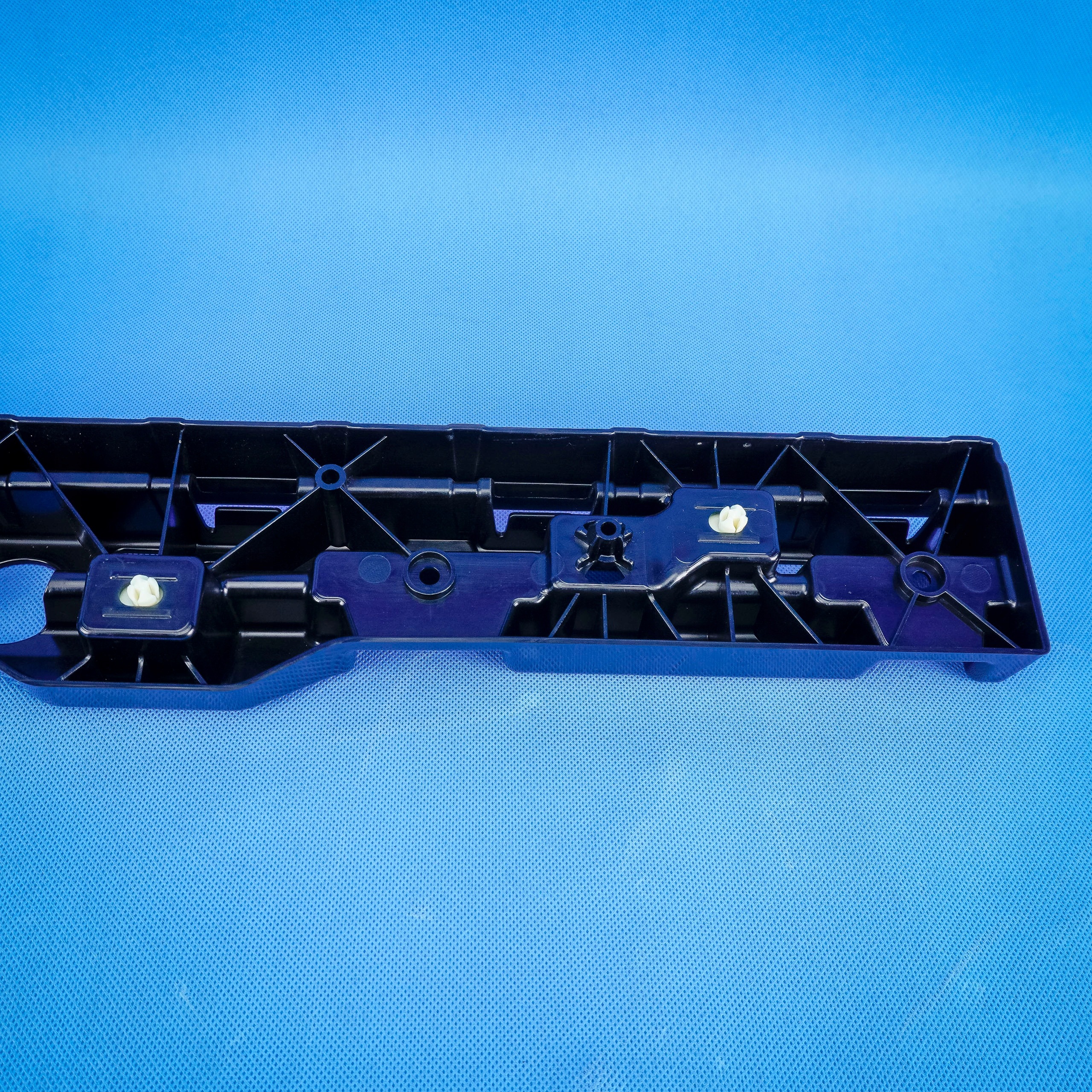 Support Support plaque Couvertures progowej praw BMW 5 G30 M 51777387344 7387344 59km