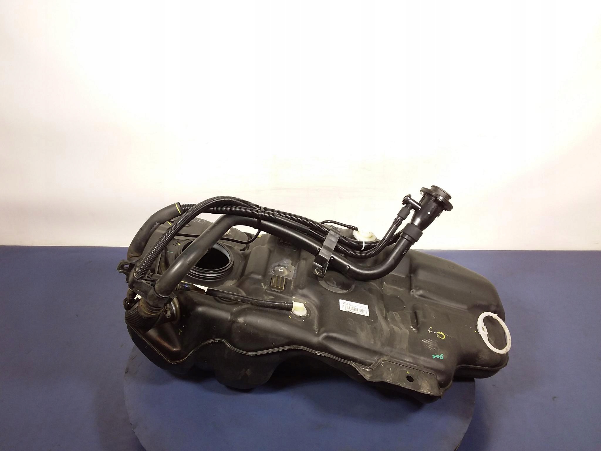 SSANGYONG TIVOLI XLV БАК ТОПЛИВНЫЙ БАК НАПОЛНИТЕЛЬ