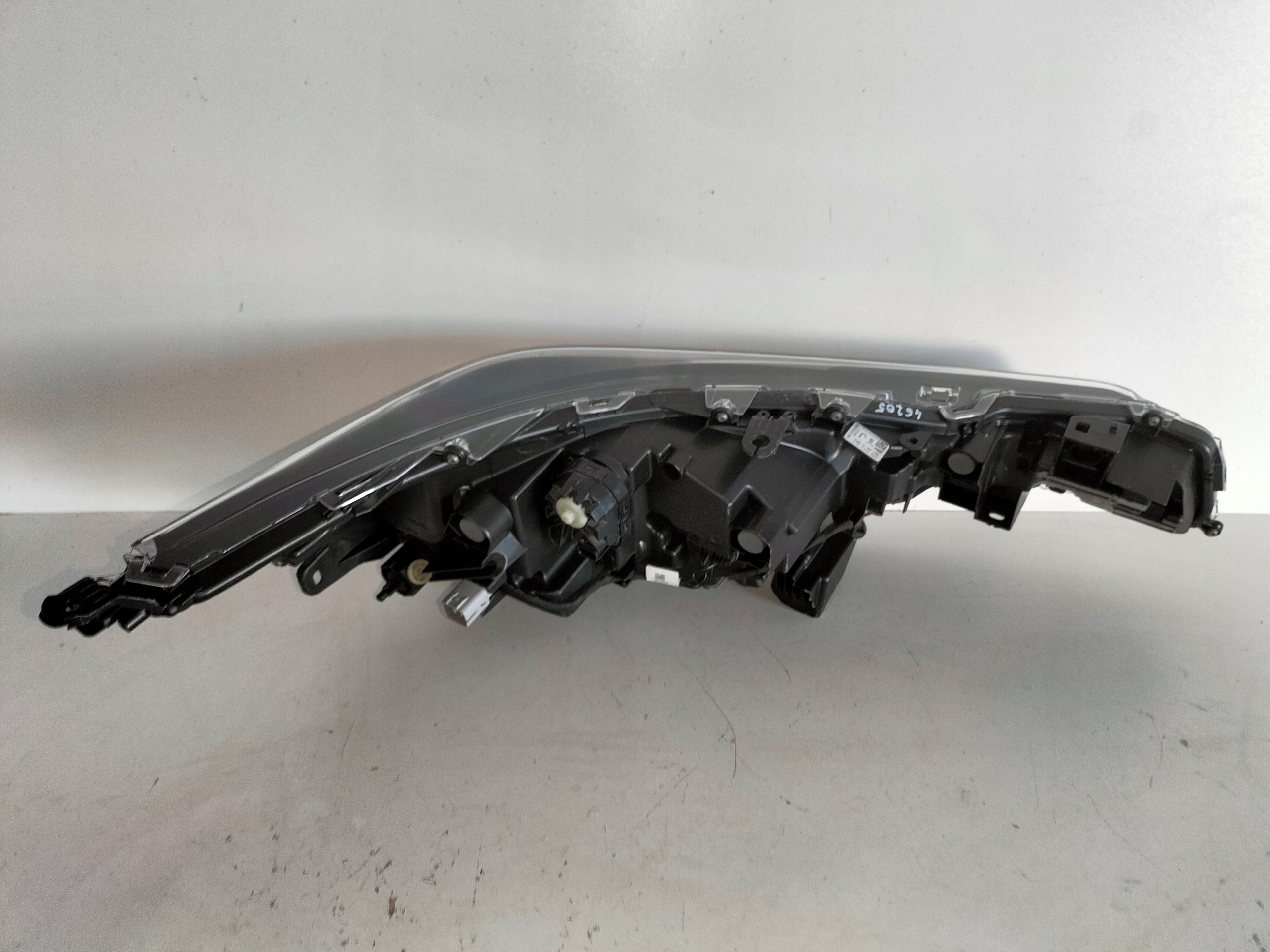 light front reflektor left TOYOTA COROLLA E21 18-22 HB/KOMBI FULL LED