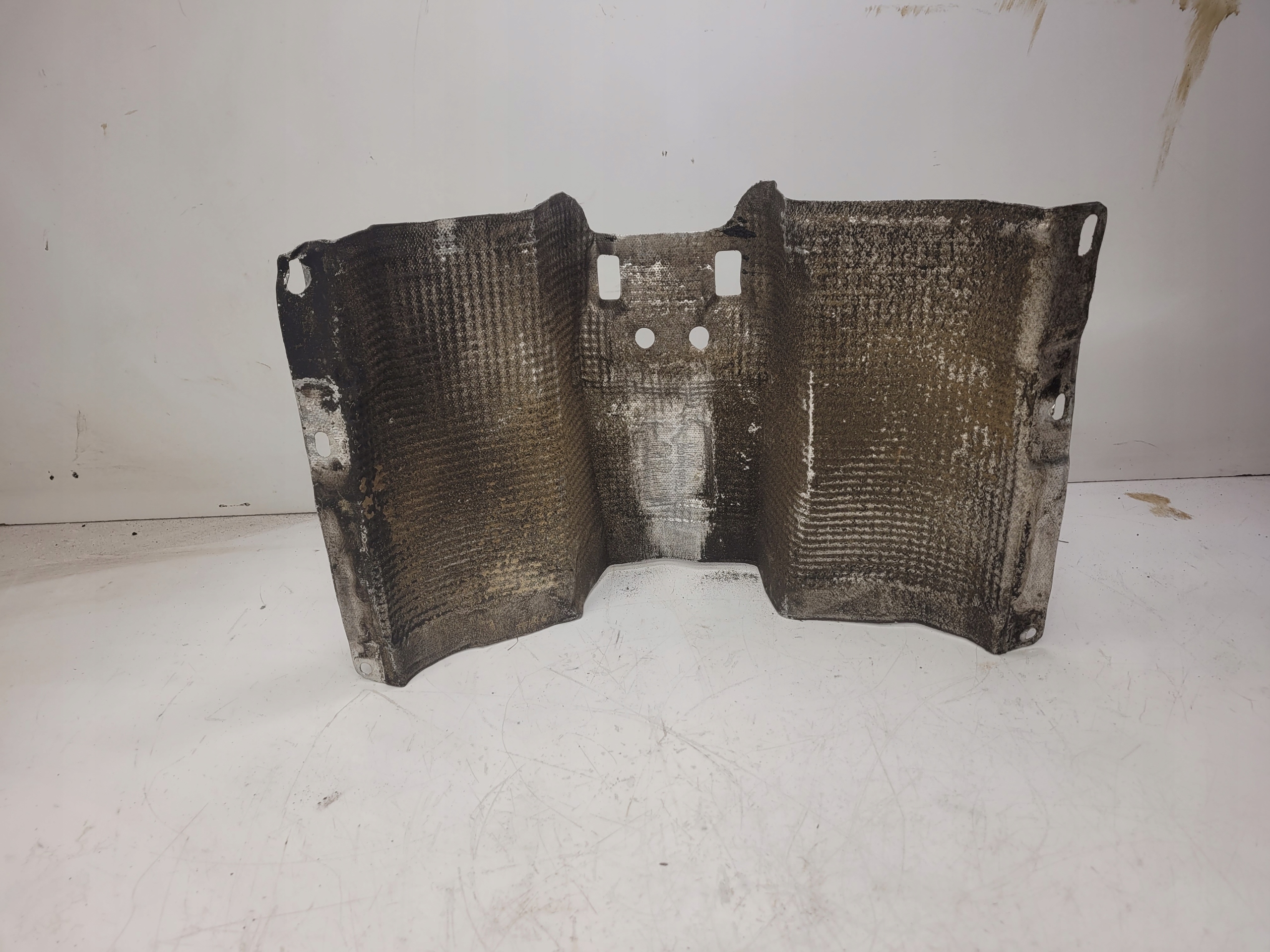 BLENDE ABDECKUNG TERMICZNA AUDI A4 B8 A5 8K0804160M