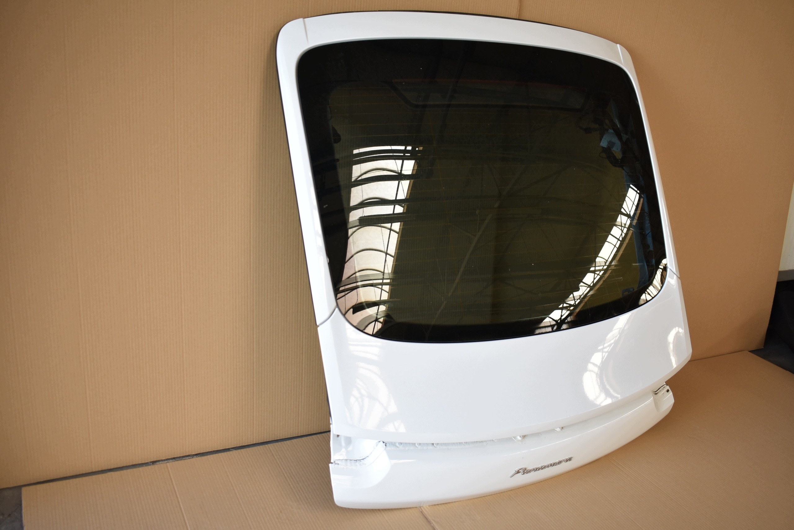IDEALNA trunk door boot colour C9A PORSCHE PANAMERA 971 1