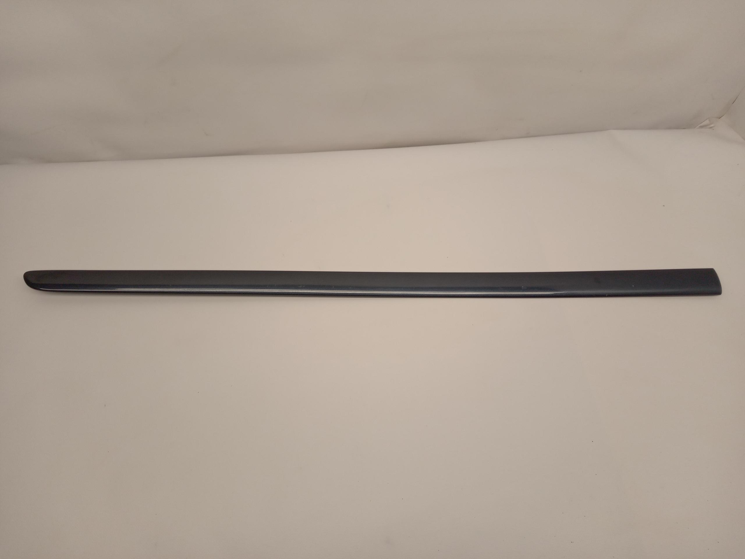 LISTWA DRZWI PRAWY PRZÓD VW TOURAN 2006-