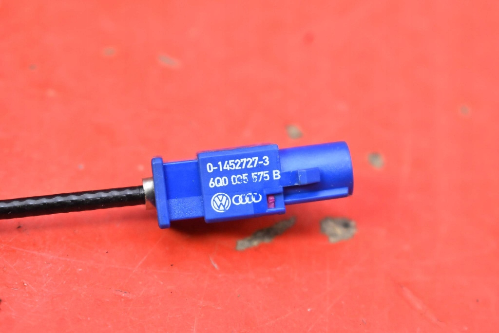 antenna PLETWA nero 3C0035507AA SKODA SUPERB 2 II 08-13