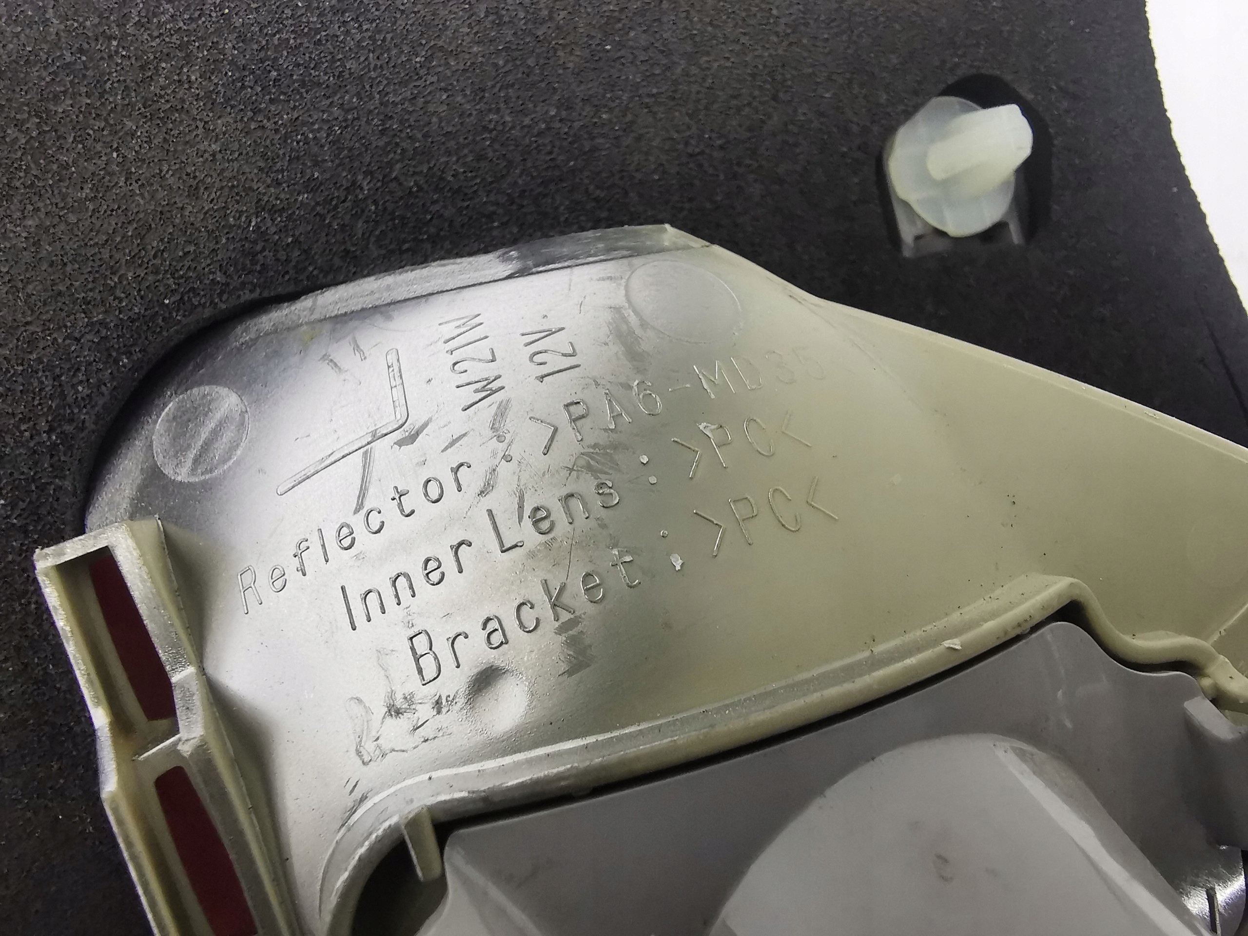 light left rear part to the bonnet TOYOTA COROLLA E15 / 02-195