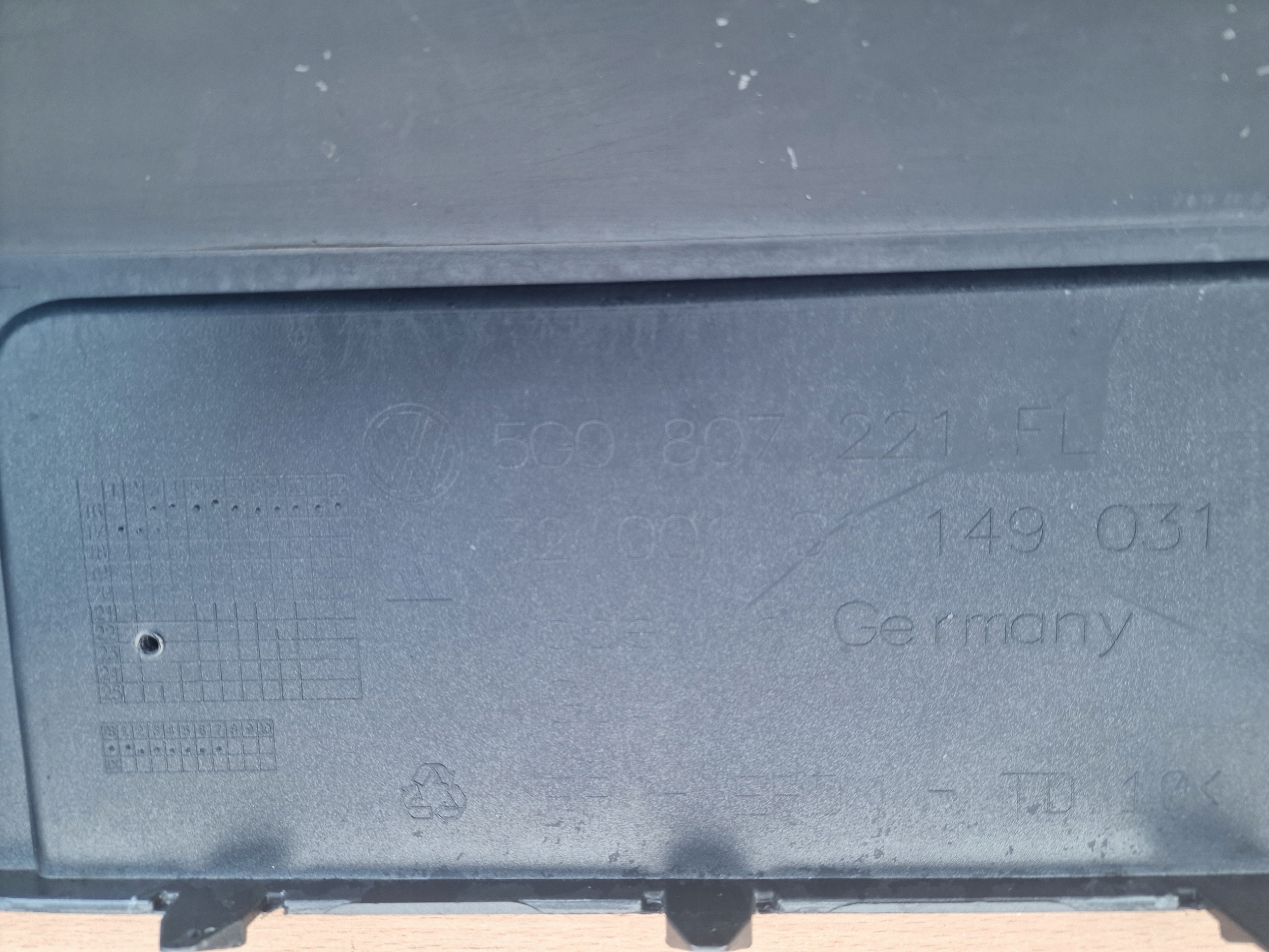 VW GOLF VII 7 LIFT 17-21 ROK BRANIK PREDNJI DIO 4XPDC
