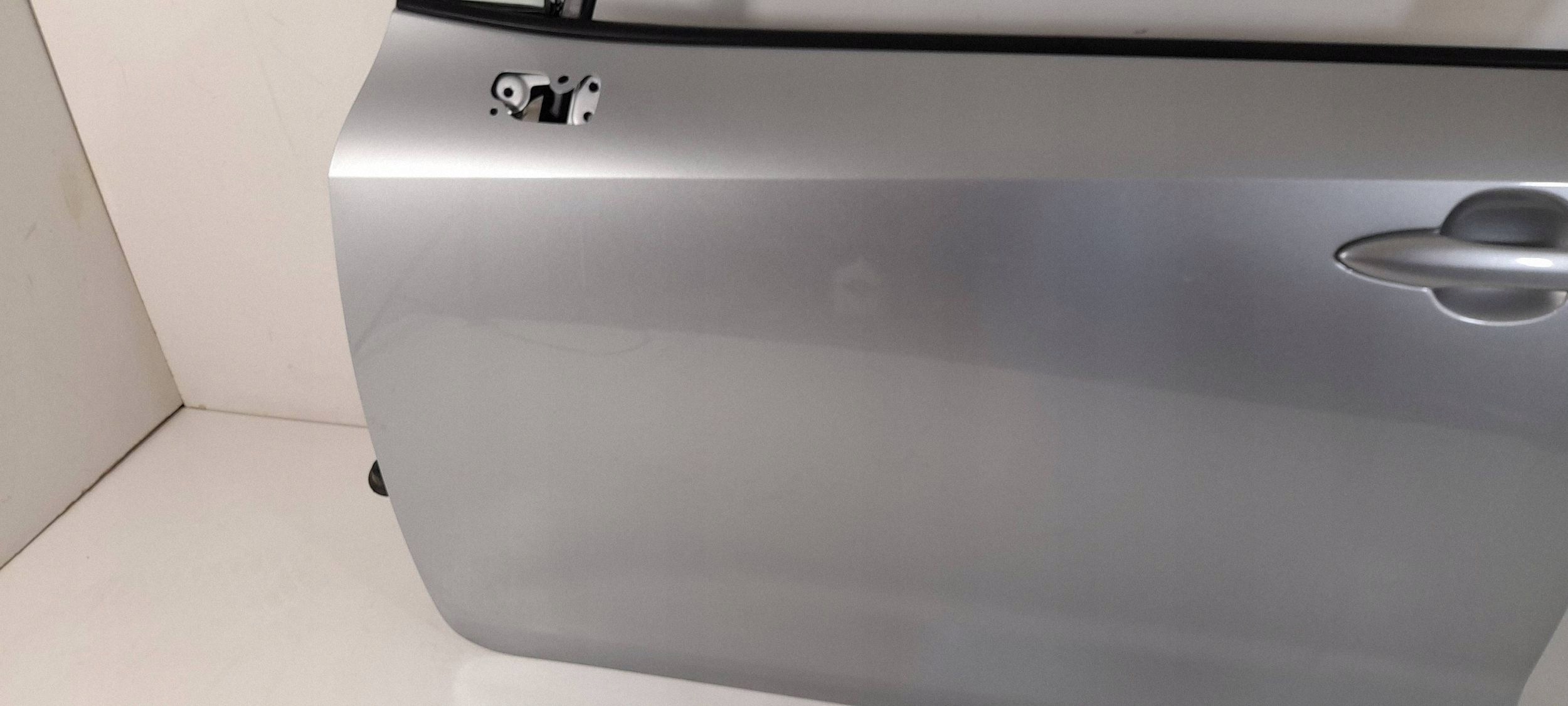 Toyota Corolla E21 Tür vorne links 1L0 (T574)