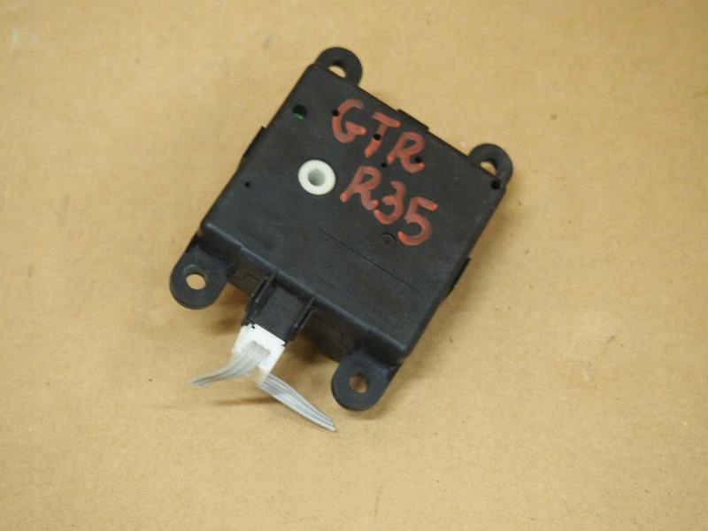 Двигун обігрівача NISSAN GTR R35