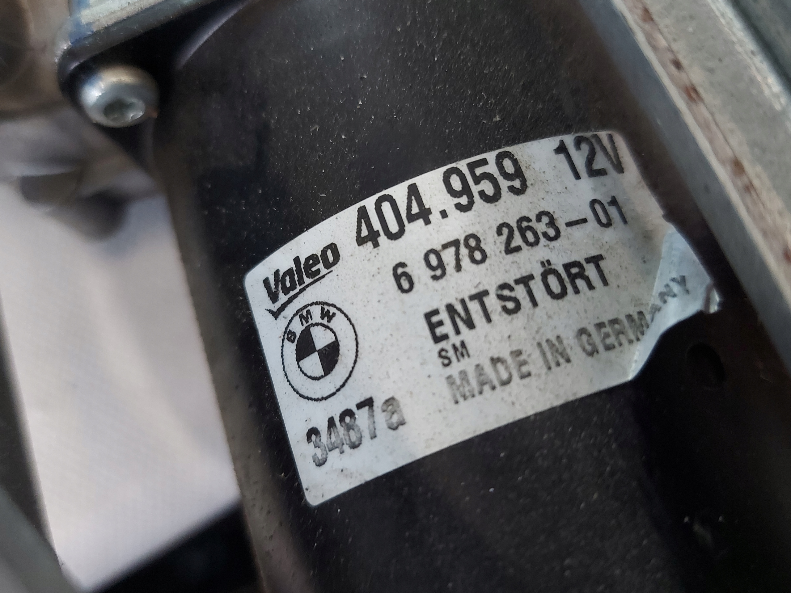 mechanismus stěračů BMW E90 7161711 předek