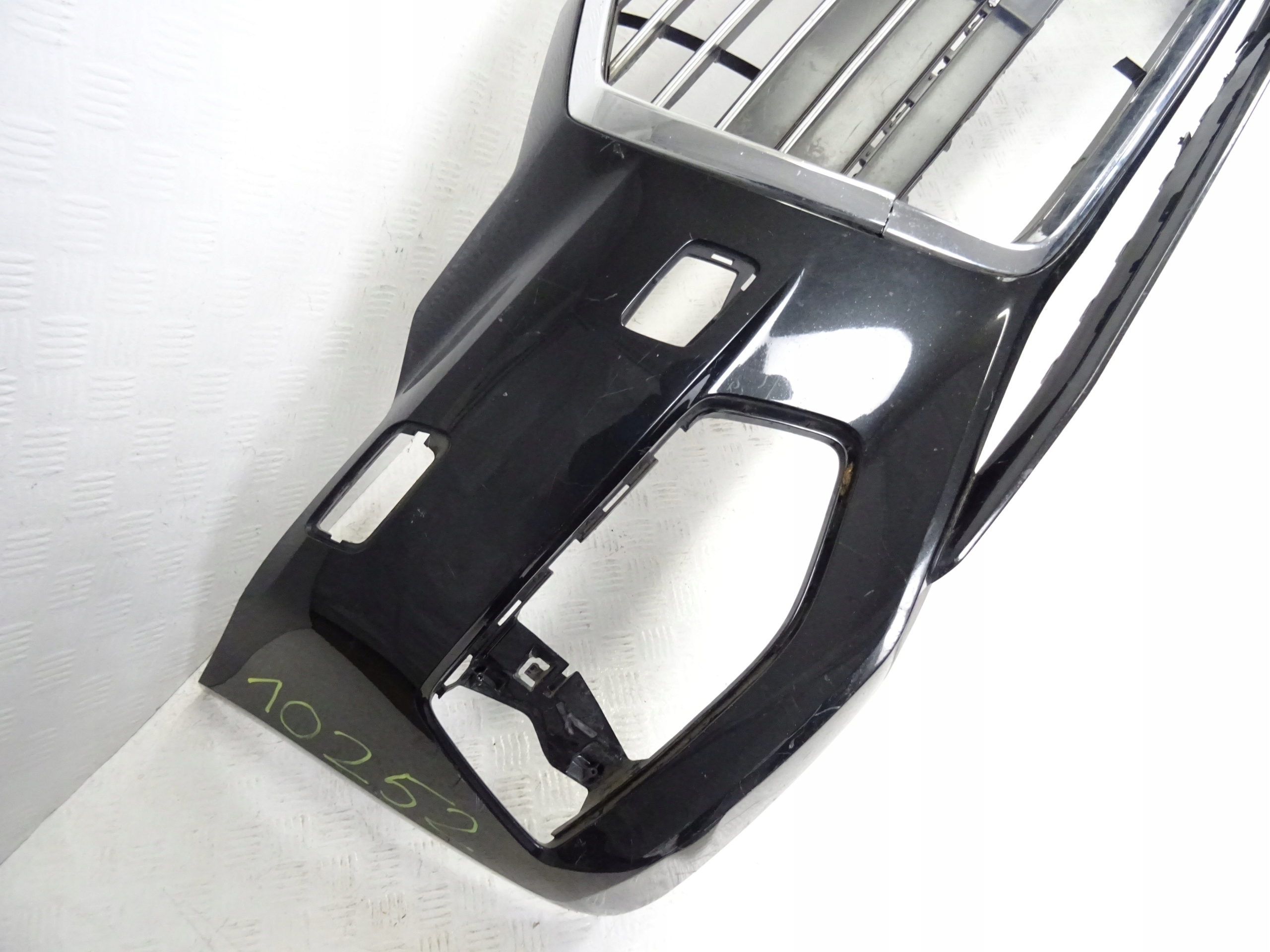Audi A6 C8 4K0 bumper front