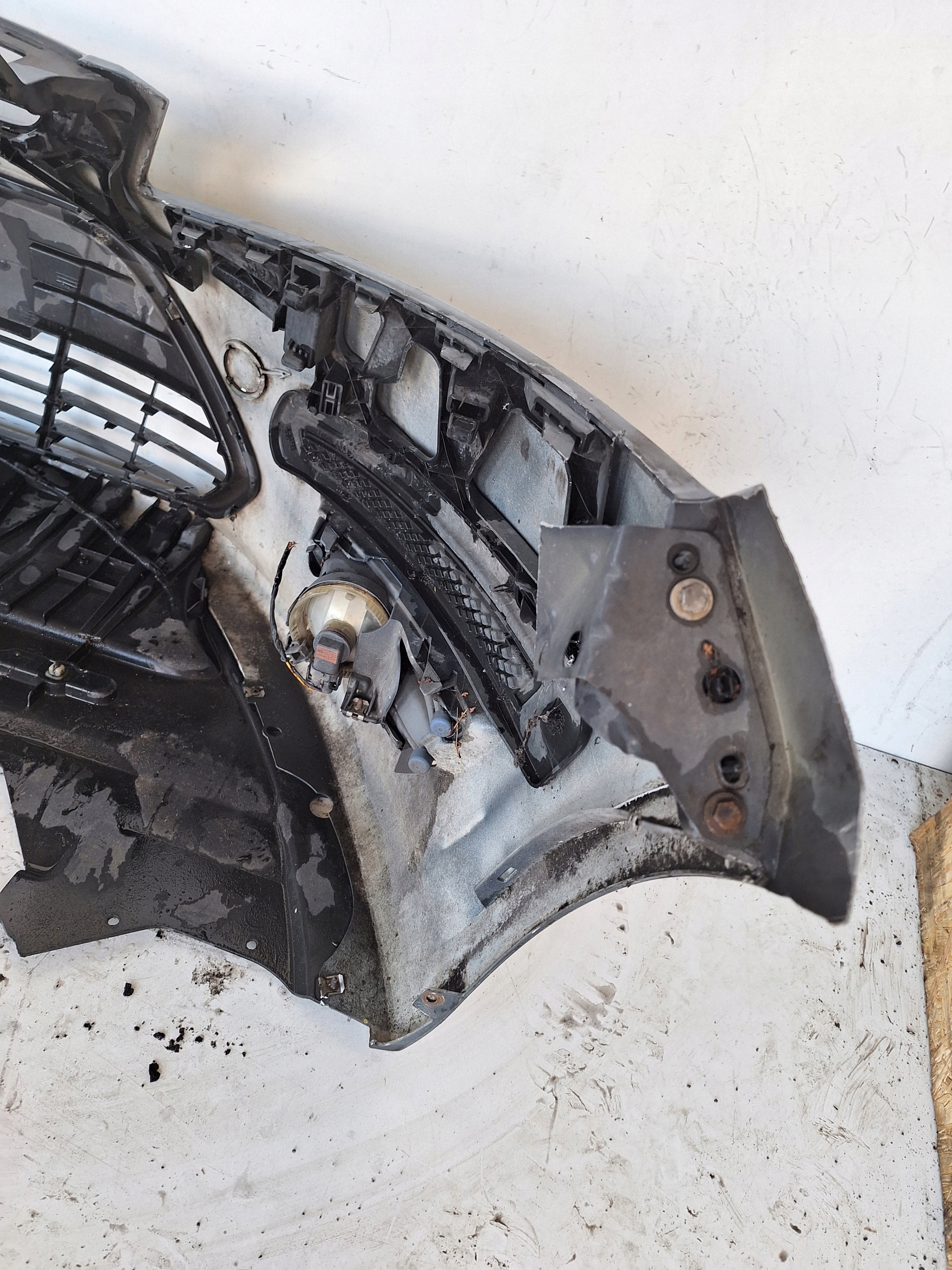 FORD MONDEO MK4 LIFT 10-14 bumper