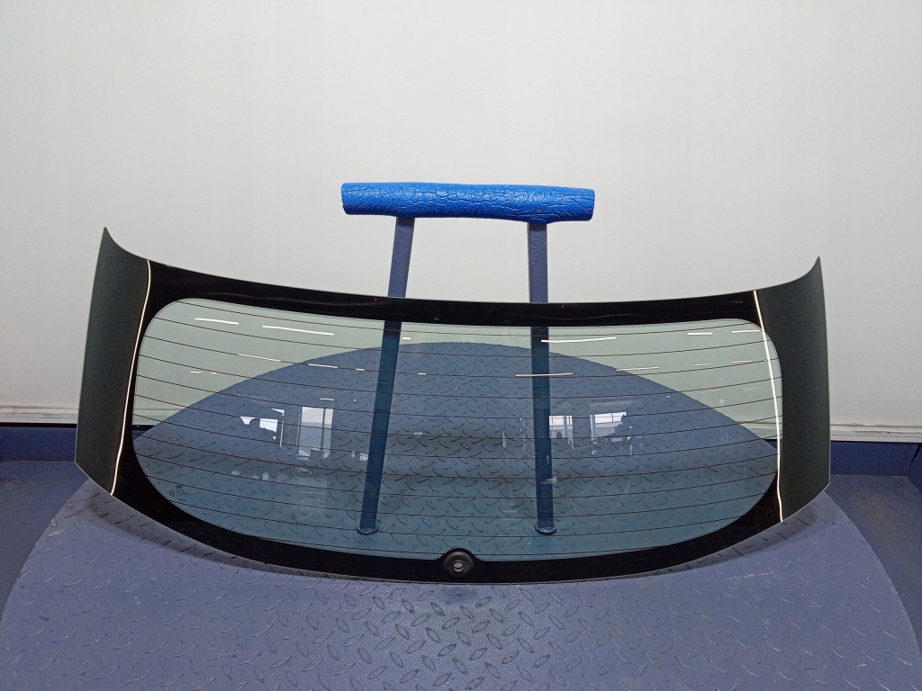 HYUNDAI I20 II 14- 5D SZYBA TYŁ TYLNA