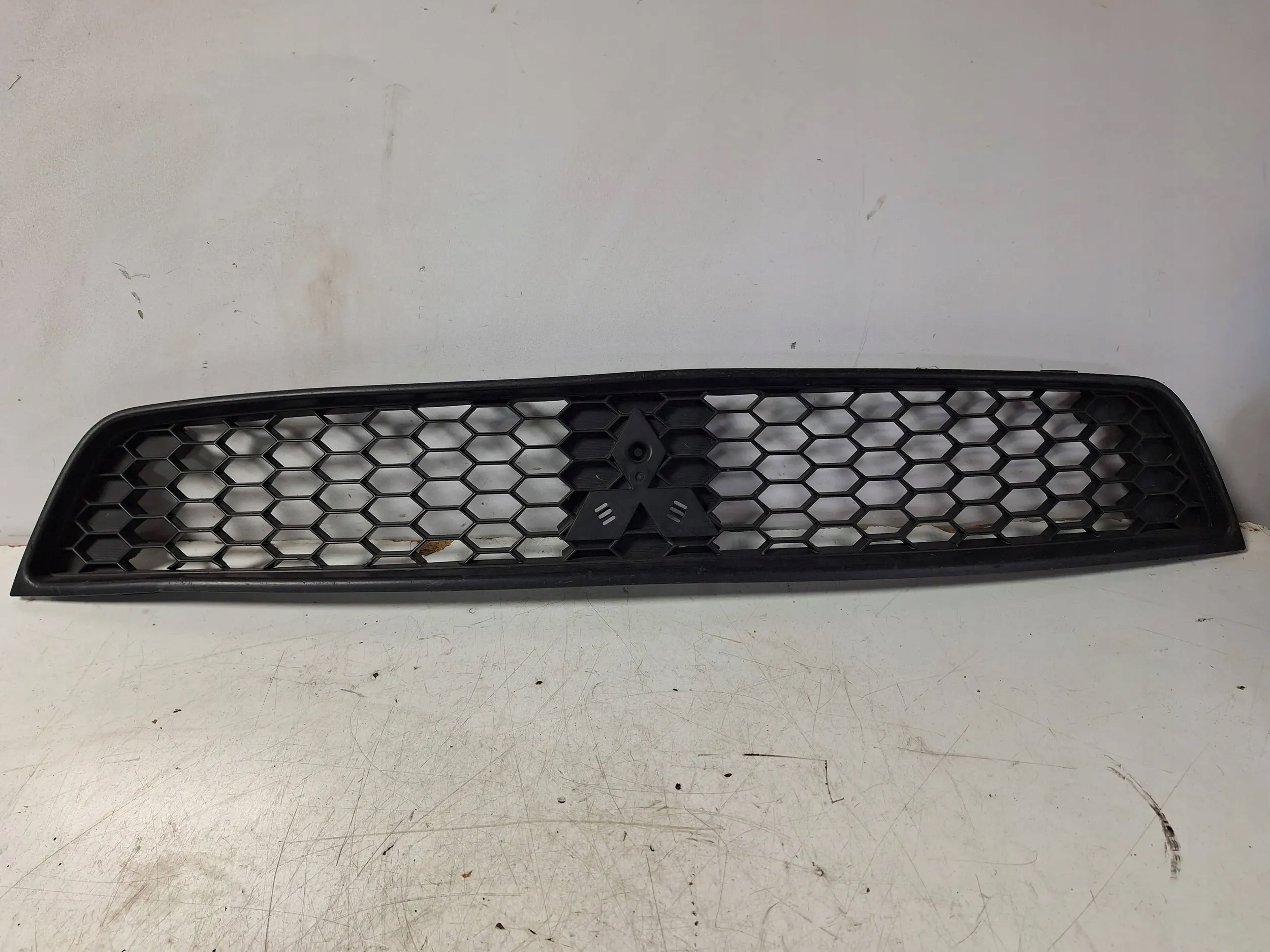 Atrapa grill 7450A457 Mitsubishi Colt 09-