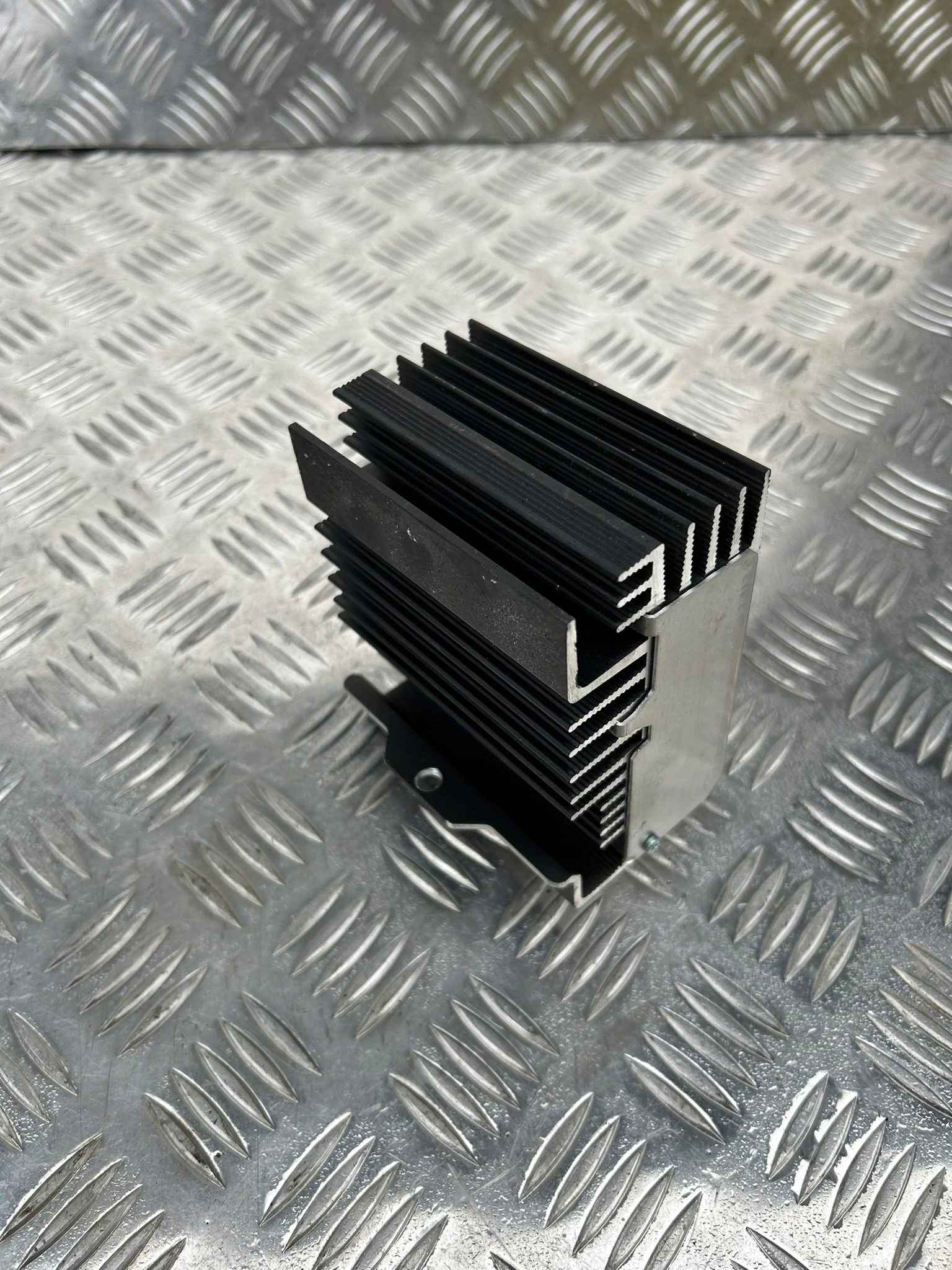 PRZETWORNICA NAPIĘCIA 24V/12V SCANIA 4 R 1449522