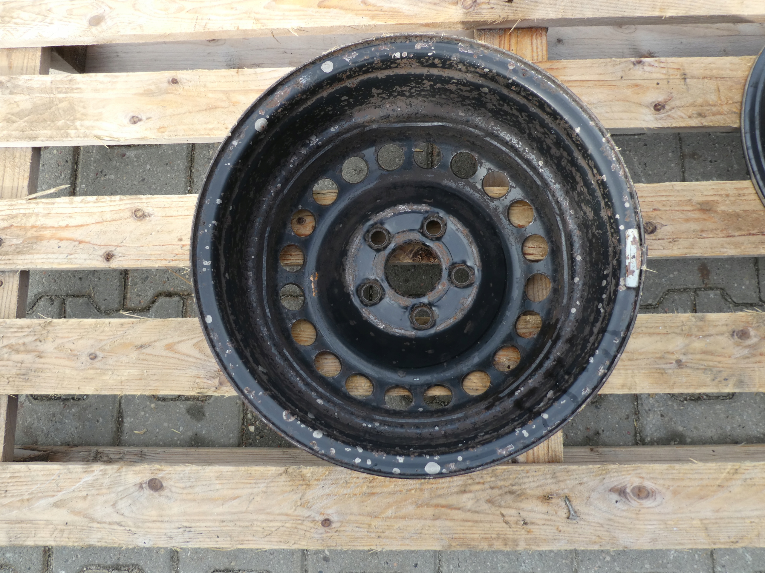 disk STALOWA VW T5 5X120 16 ET51 6,5J