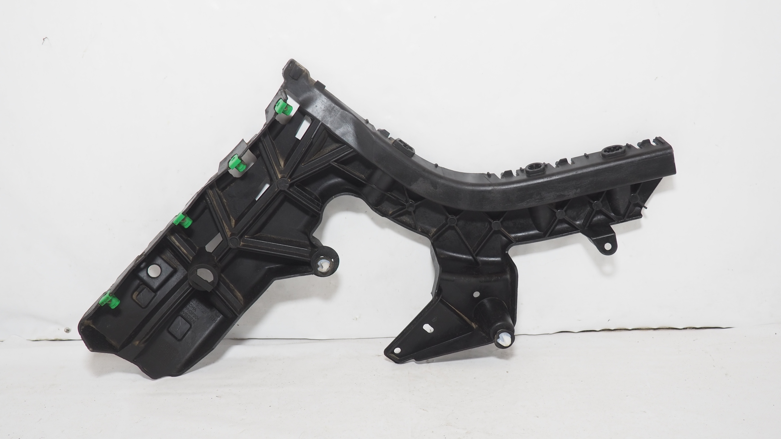 Volvo V60 II bumper bracket right rear part 32390720