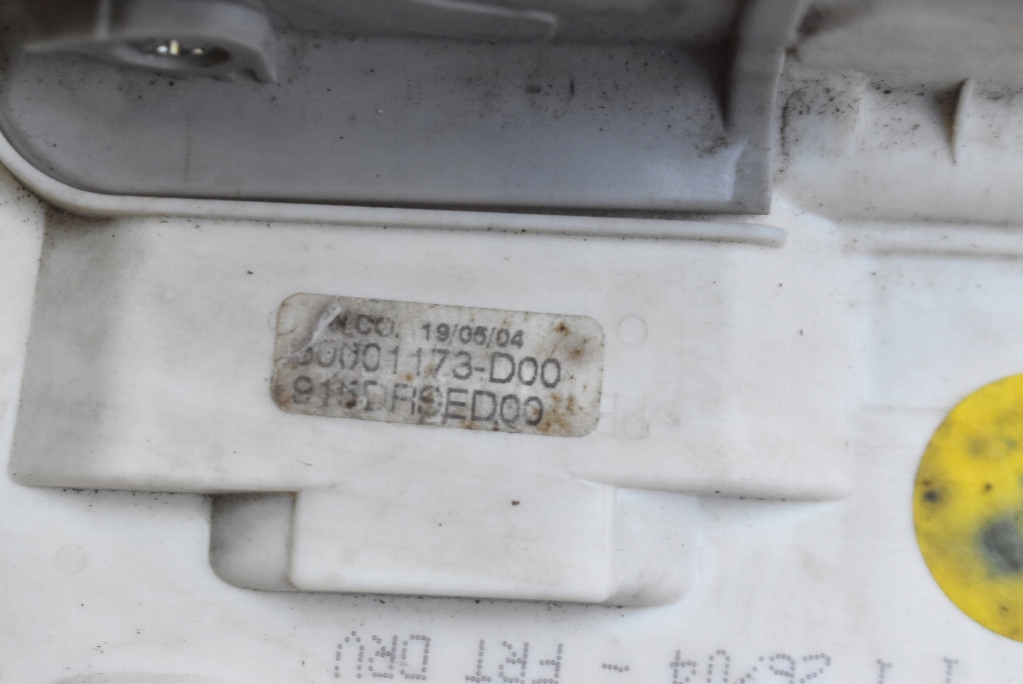 lock door left front front EU 4F1837015 AUDI A6 C6 04-08