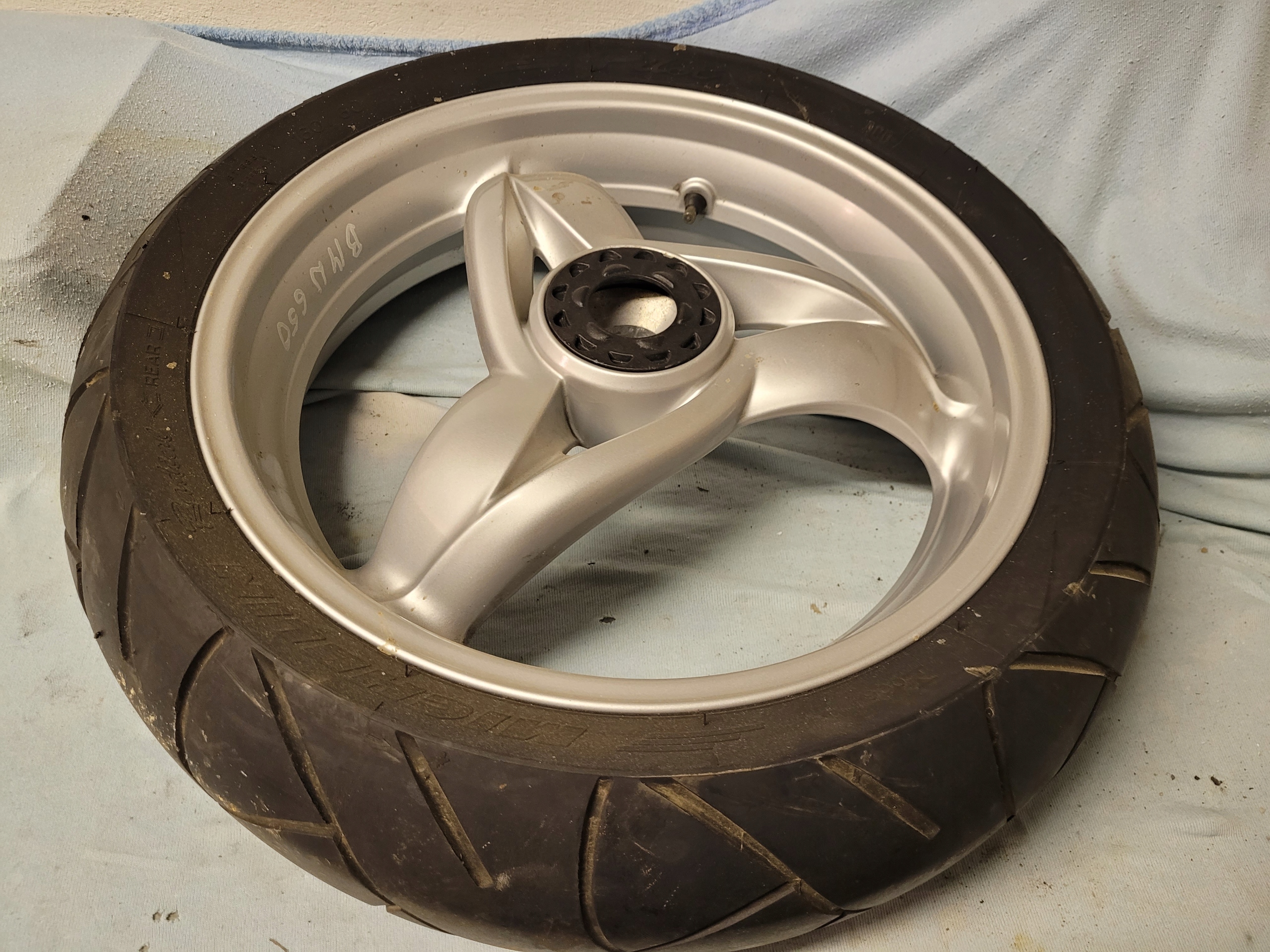 BMW F 650 CS 2003r koło,felga tył