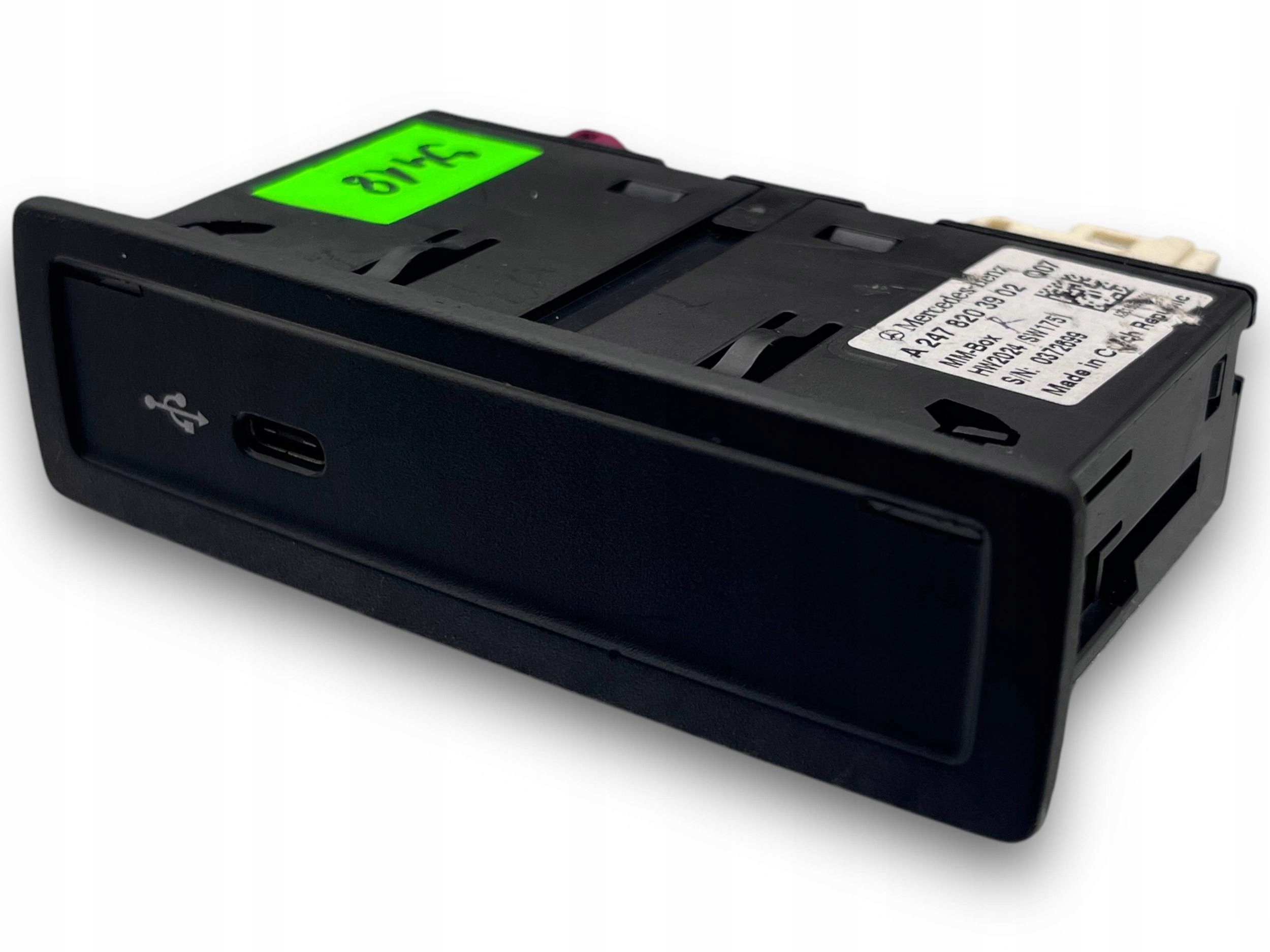 MERCEDES W247 PORT USB 2478203902 @M