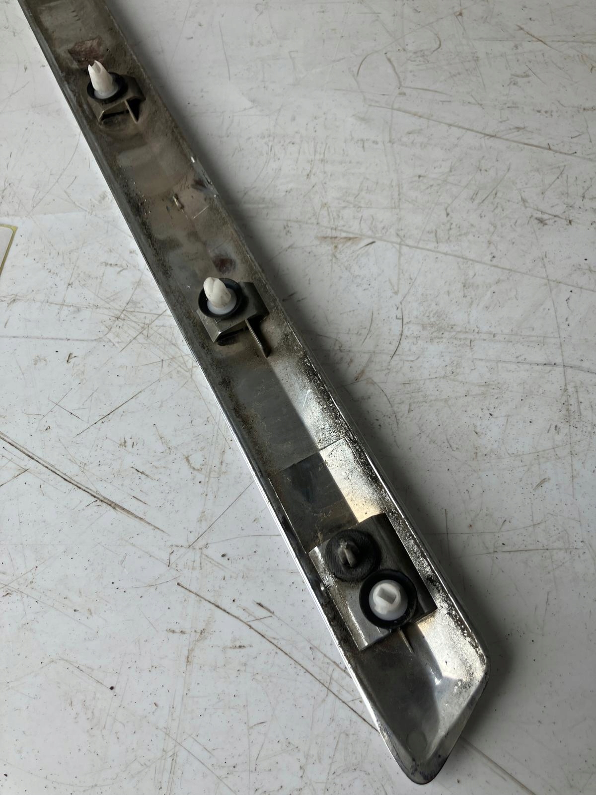 moulding door left rear part CITROEN C5 III X7 CHROM lower