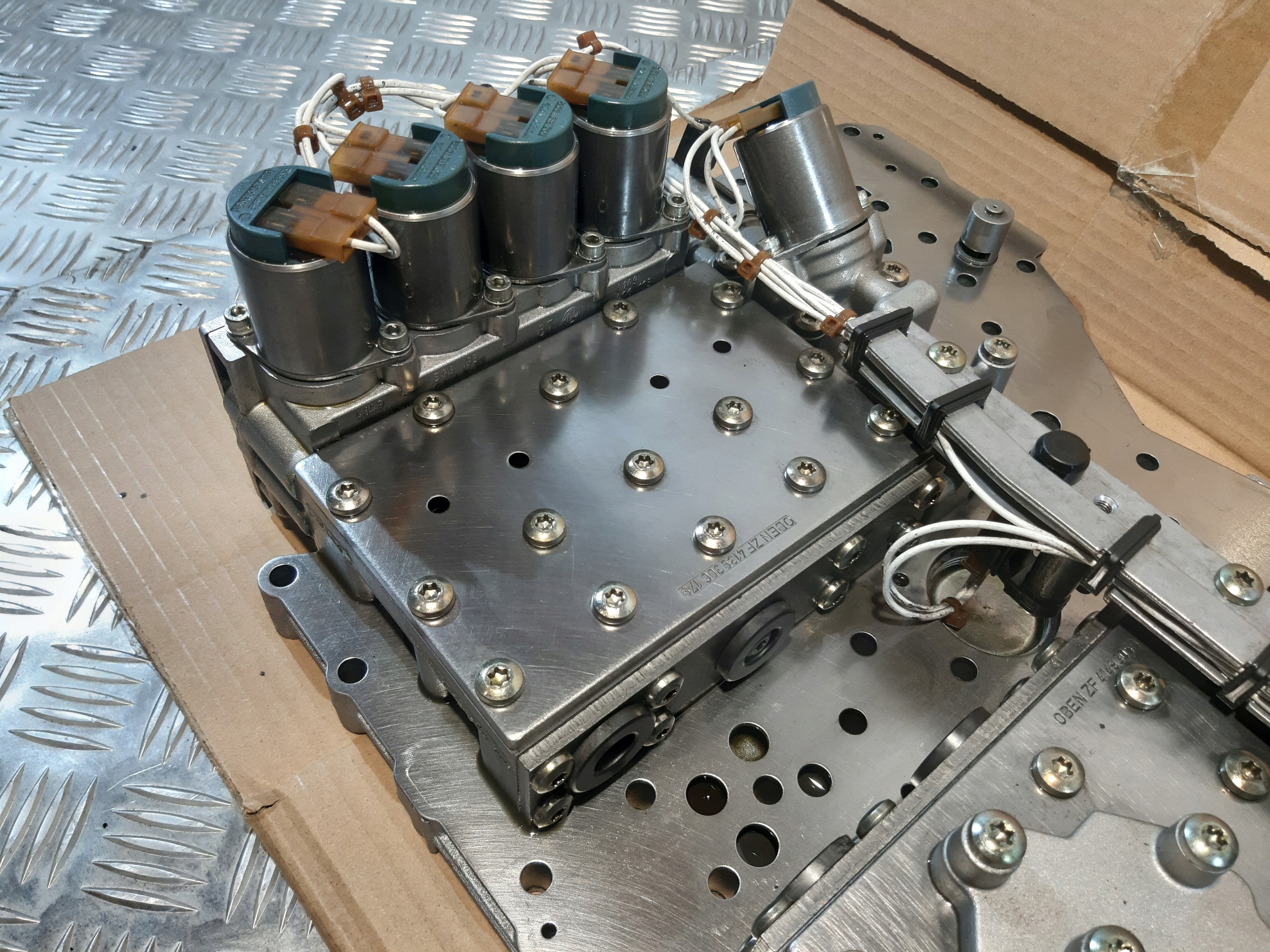 control unit hydrauliczny ECOMAT 2 gearbox 6 HP 502 C ZF 4149406134 coil