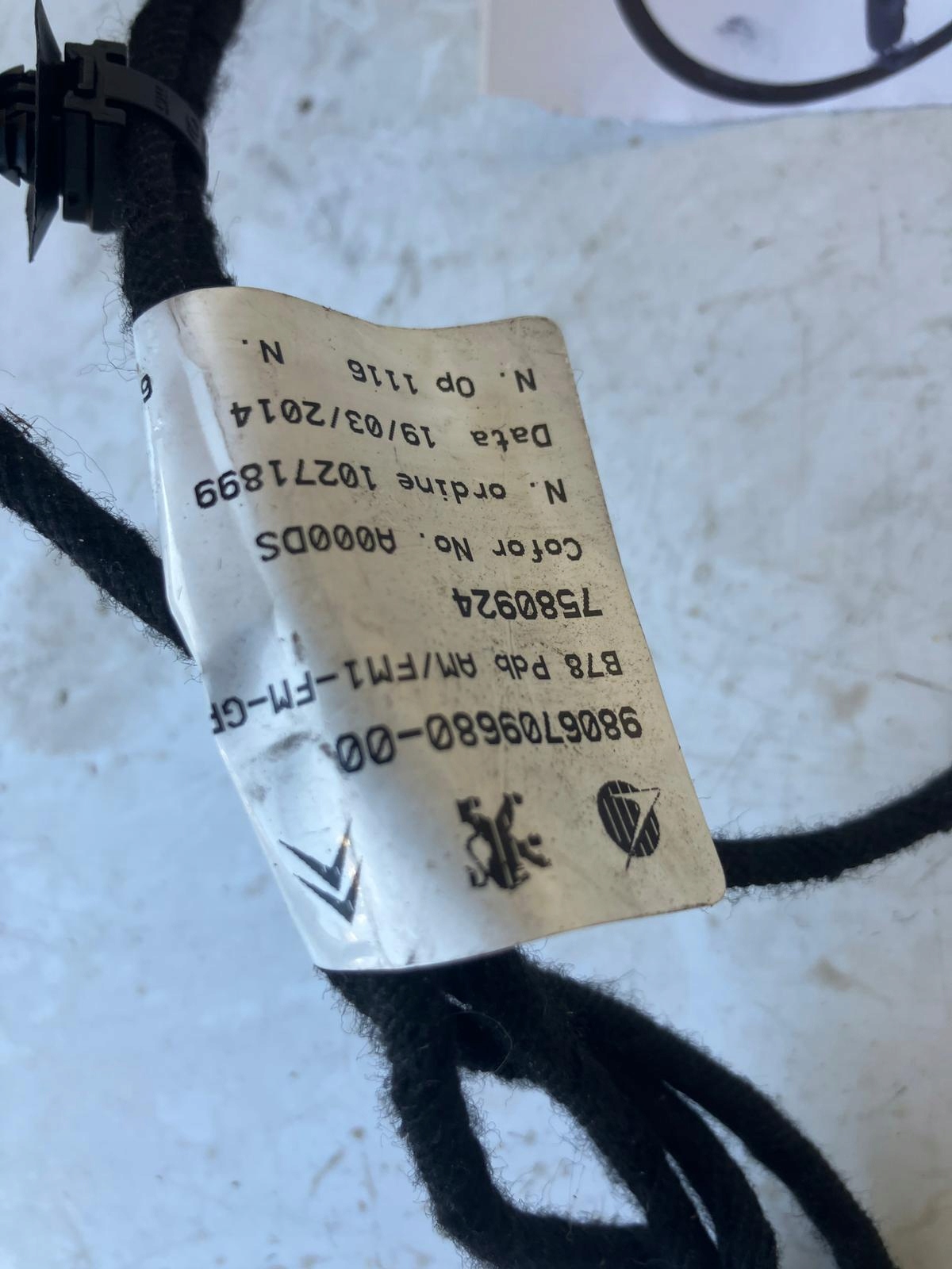 Câblage Câblage KABEL Antenne CITROEN C4 PICASSO II 9806709680