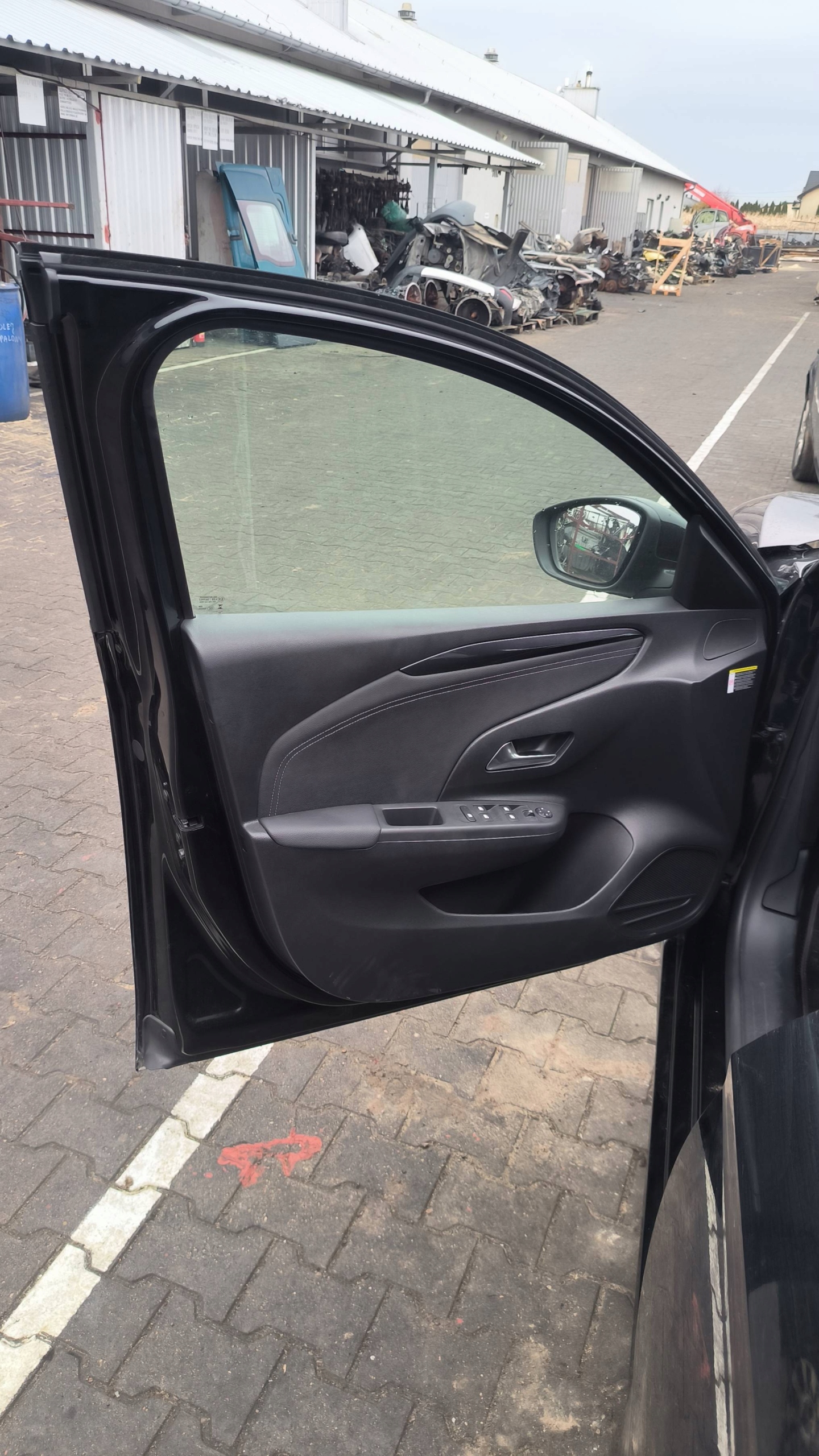 door left front KTV PEGUEOT 208 OPEL CORSA F
