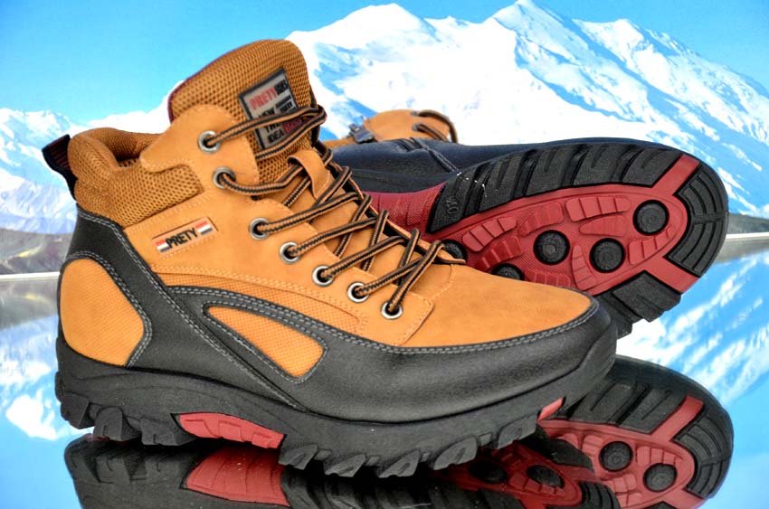 BUTY ZIMOWE OCIEPLANE TREKINGOWE ŚNIEGOWCE GÓRSKIE SPORTOWE MĘSKIE TRAPERY Długość wkładki 28.8 cm