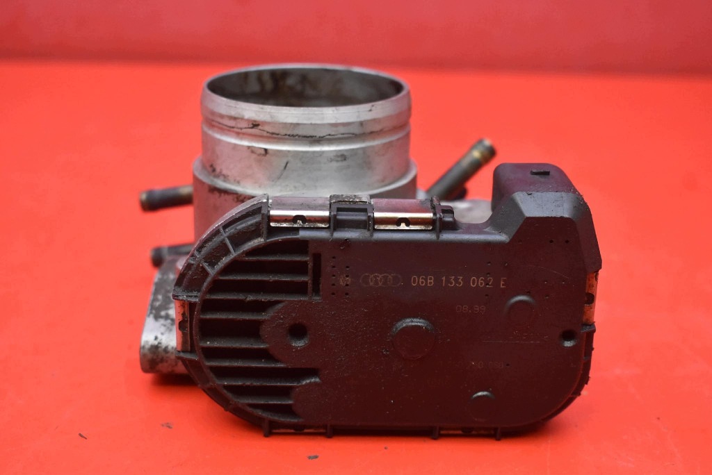 Drosselklappenstellmotor 06B133062E 0280750080 AUDI A4 B5 1.8 20V 125 KM LIFT 97-01
