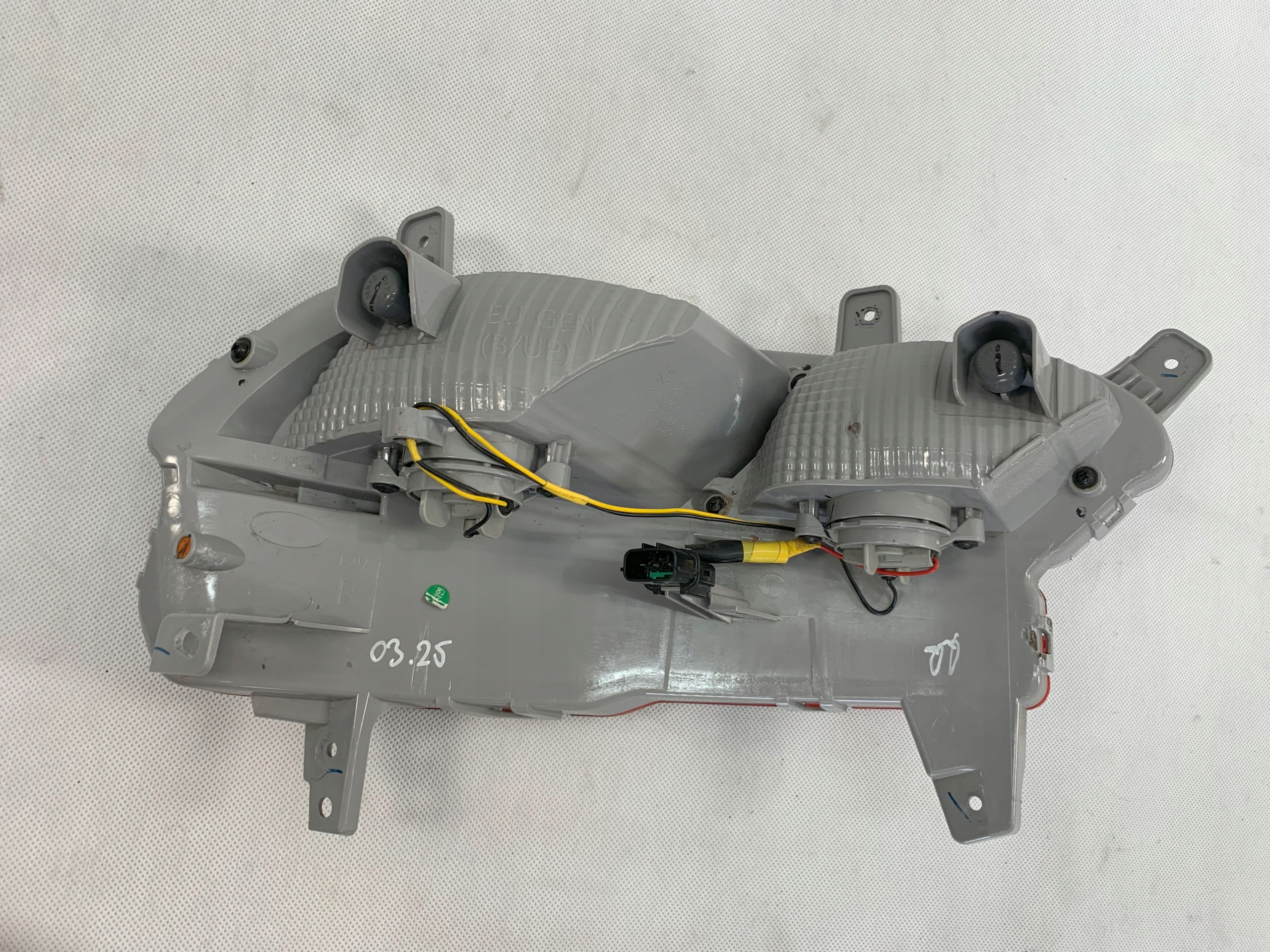light right rear Kia Sportage 4 IV FL 18-21r 03.25