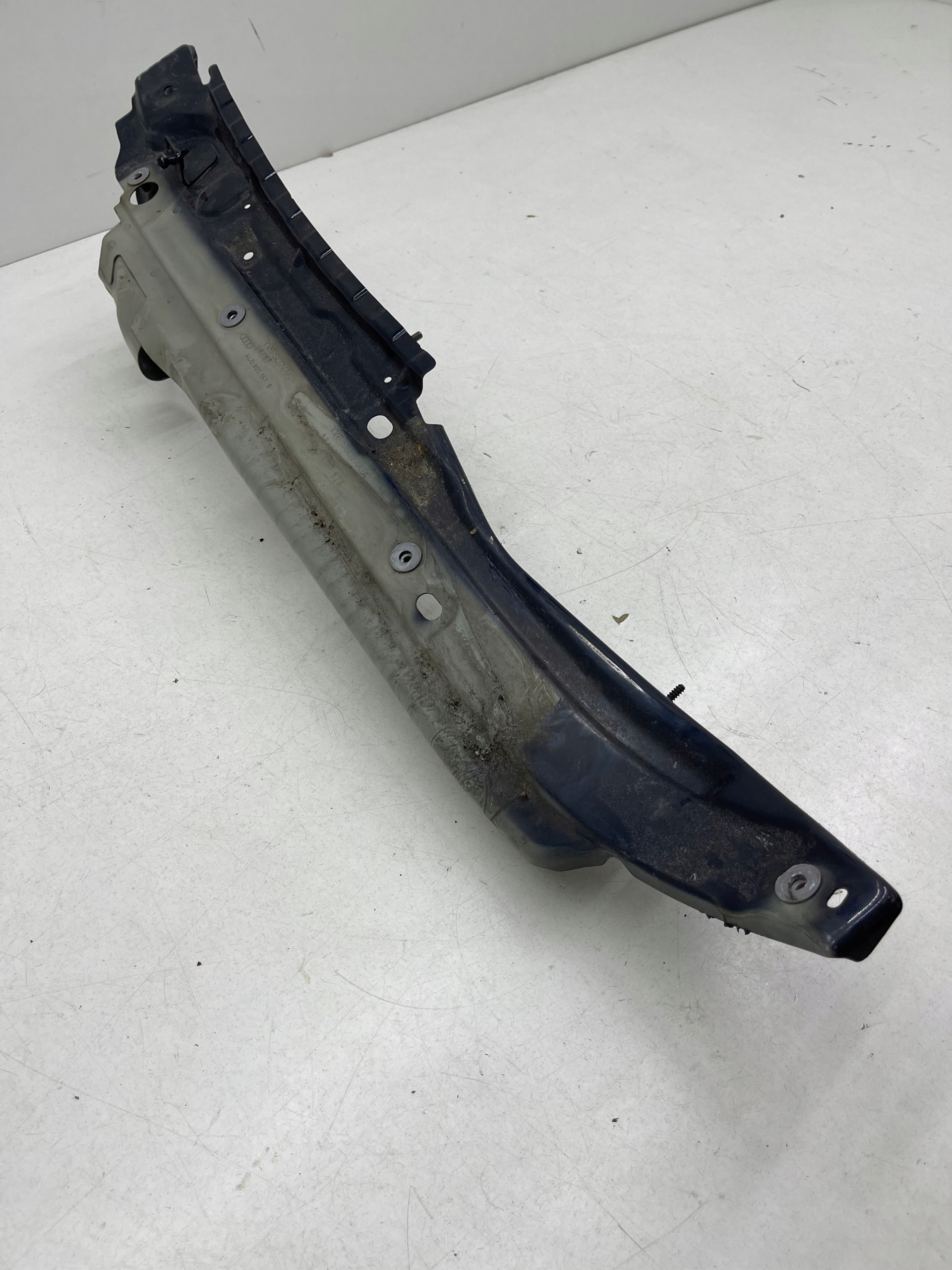AUDI Q7 4L fartuch Traversa LONGHERONE staffa parafango sinistra