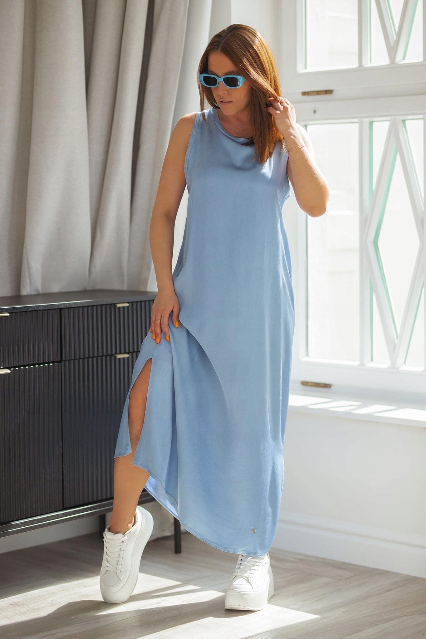 Sukienka Bastet New Collection Niebieska Jeans S/m