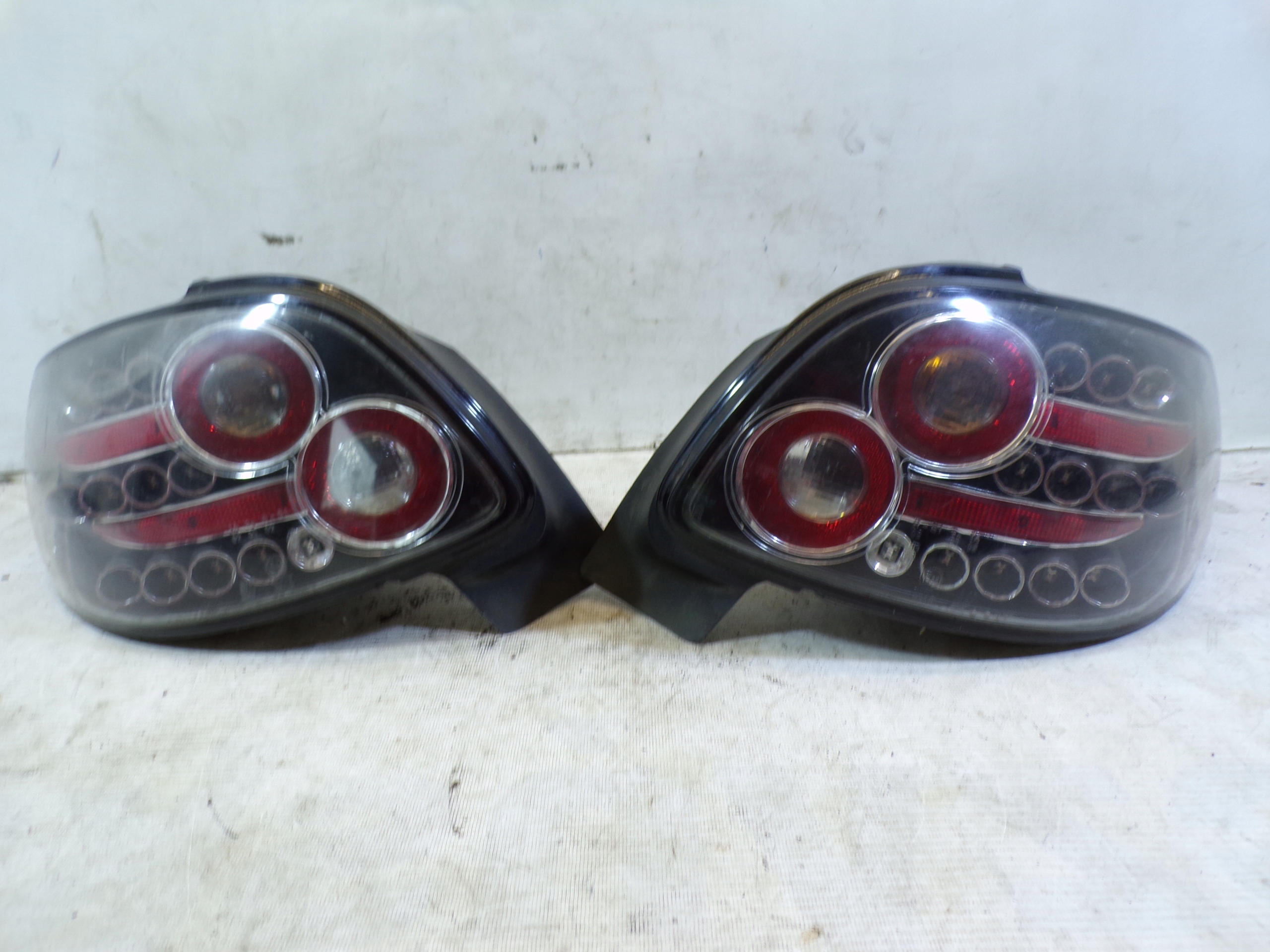 lights rear. rear part left right LED PEUGEOT 206 CC (K1)