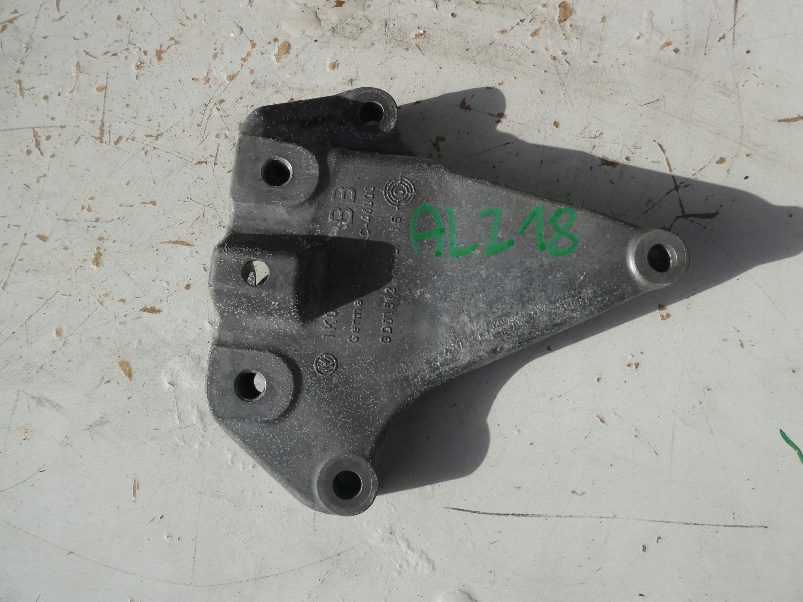 Getriebehalter getriebe 1K0199117BB AUDI VW SKODA SEAT