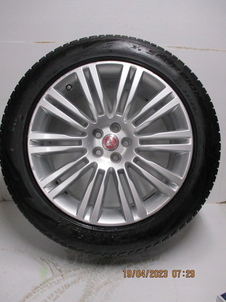 wheels discs tyres JAGUAR F PACE R20 5MM M+S