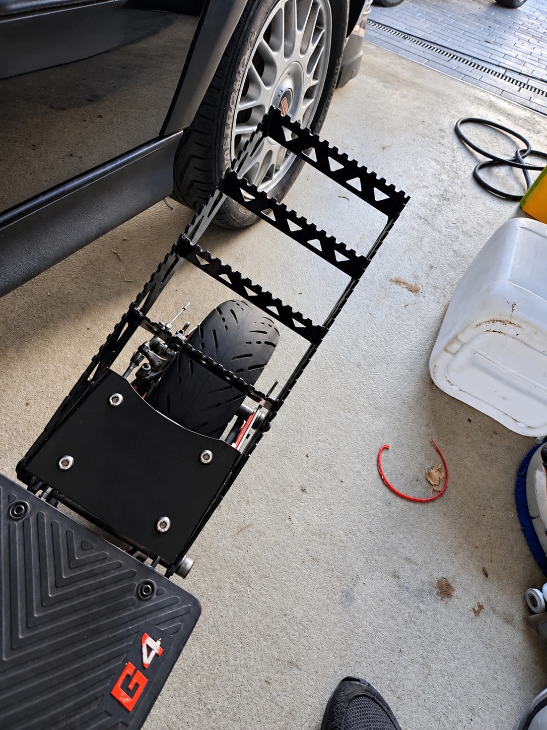 Wheelie Bar KuKirin G2/G4 – stalowy, piaskowany, malowany proszkowo
