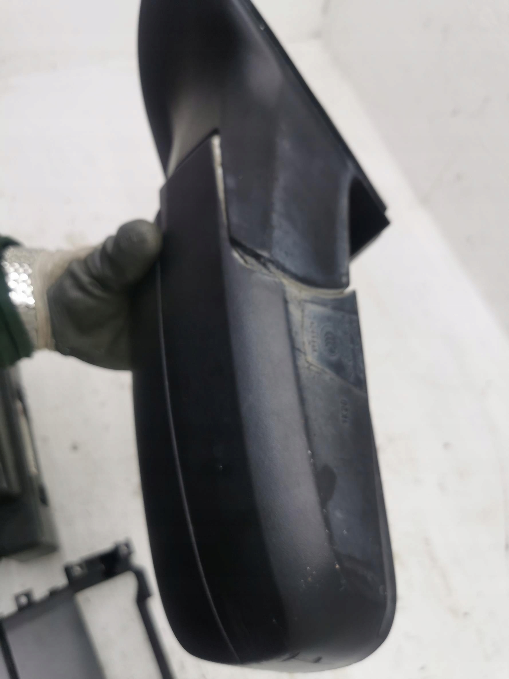 mirror right MANUAL KIA SORENTO and LIFT 07-09 EU