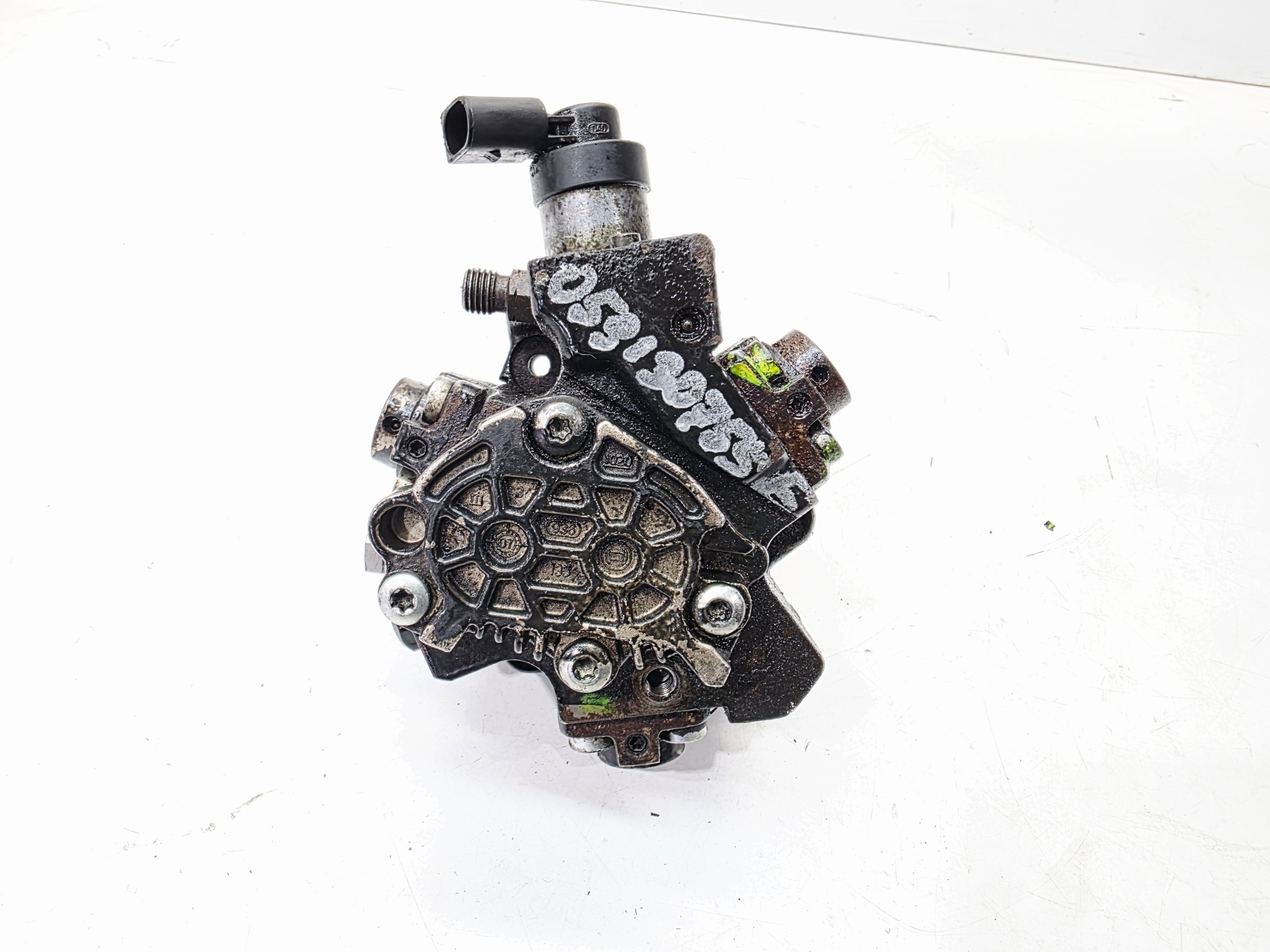 feed pump CR AUDI A4 B7 A6 C6 A8 D3 2.7 3.0 TDI 059130755E