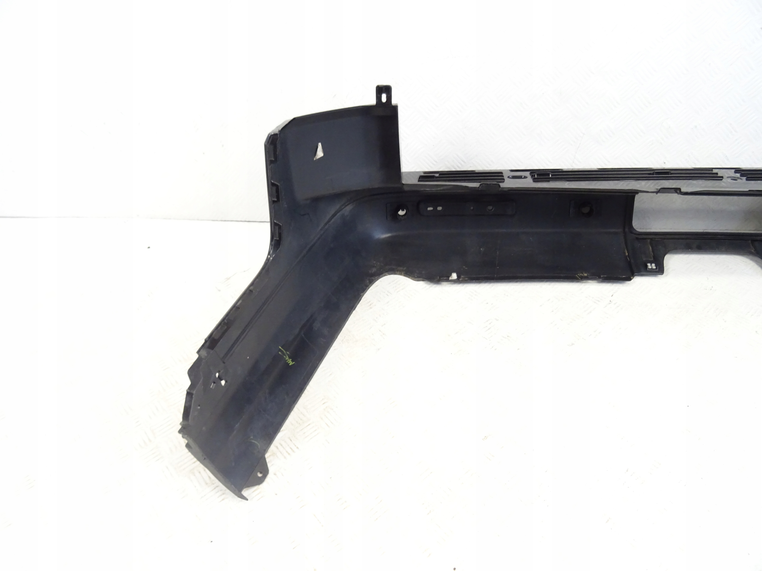 Land Rover Discovery IV 4 bumper rear part rear