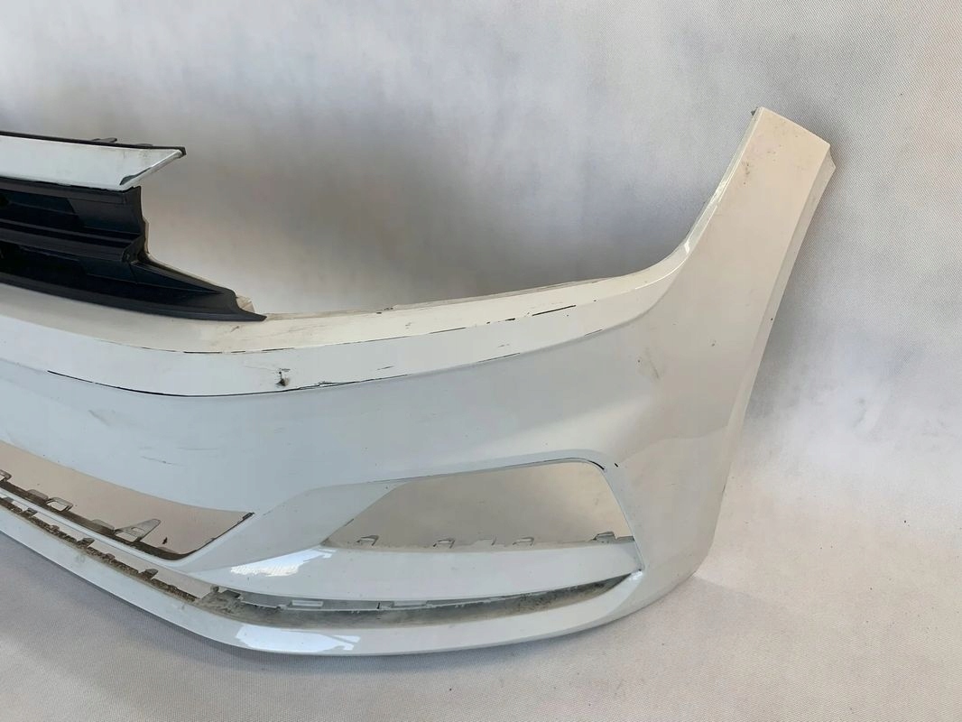 Volkswagen Polo 17r bumper front front VW 2017